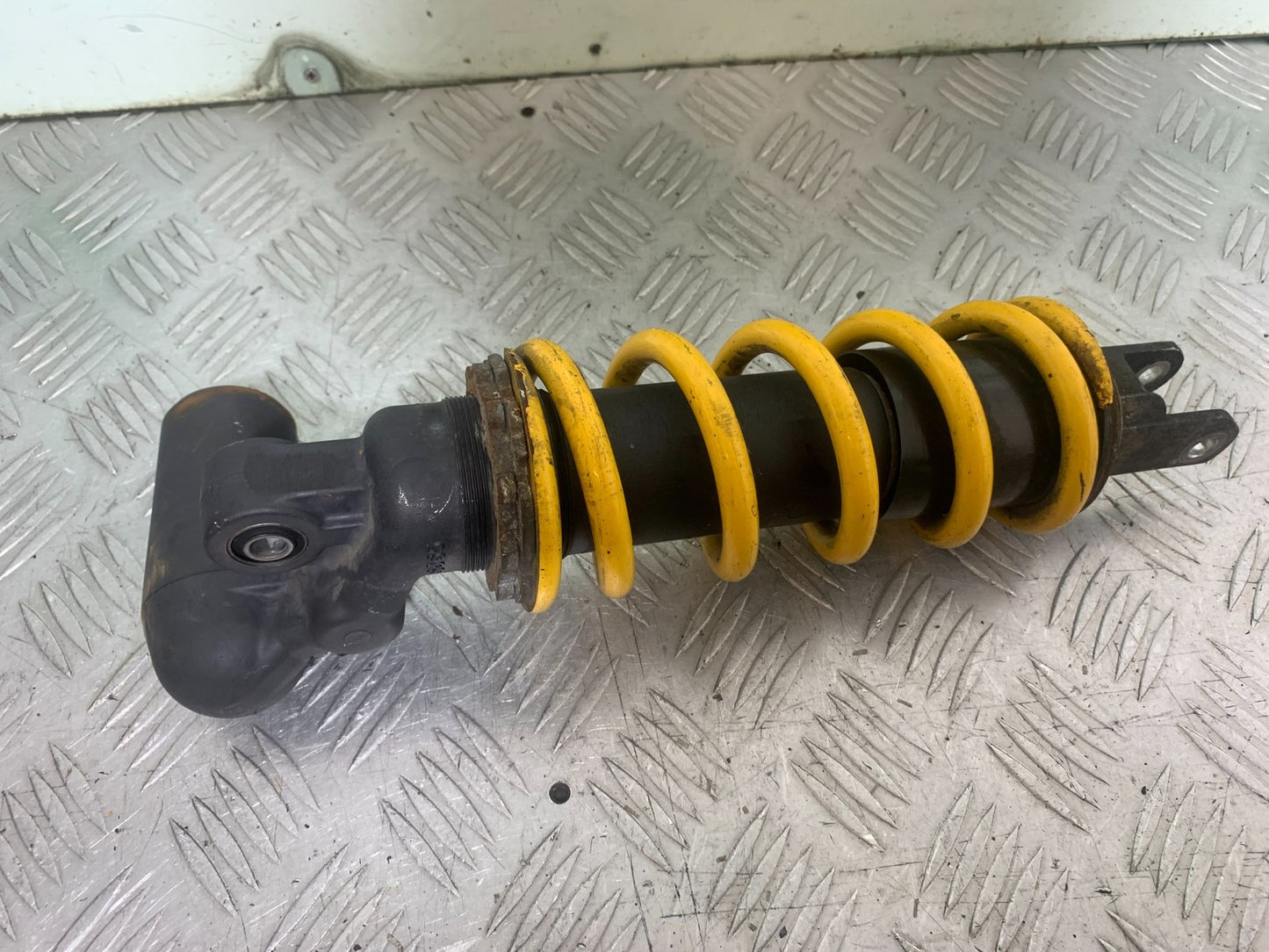 SUZUKI GSXR750 GSXR 750 K4 K5 REAR SHOCK  2004-2005 (CMB1319)