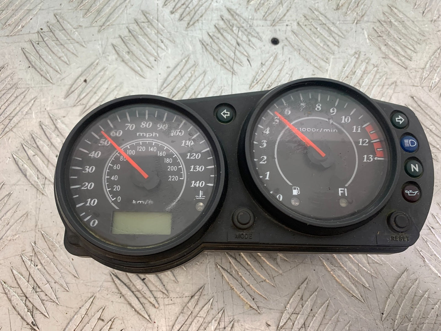 KAWASAKI ER6 F ER6F CLOCKS SPEEDO DASH   YEAR 2005-2008 (CMB1277)
