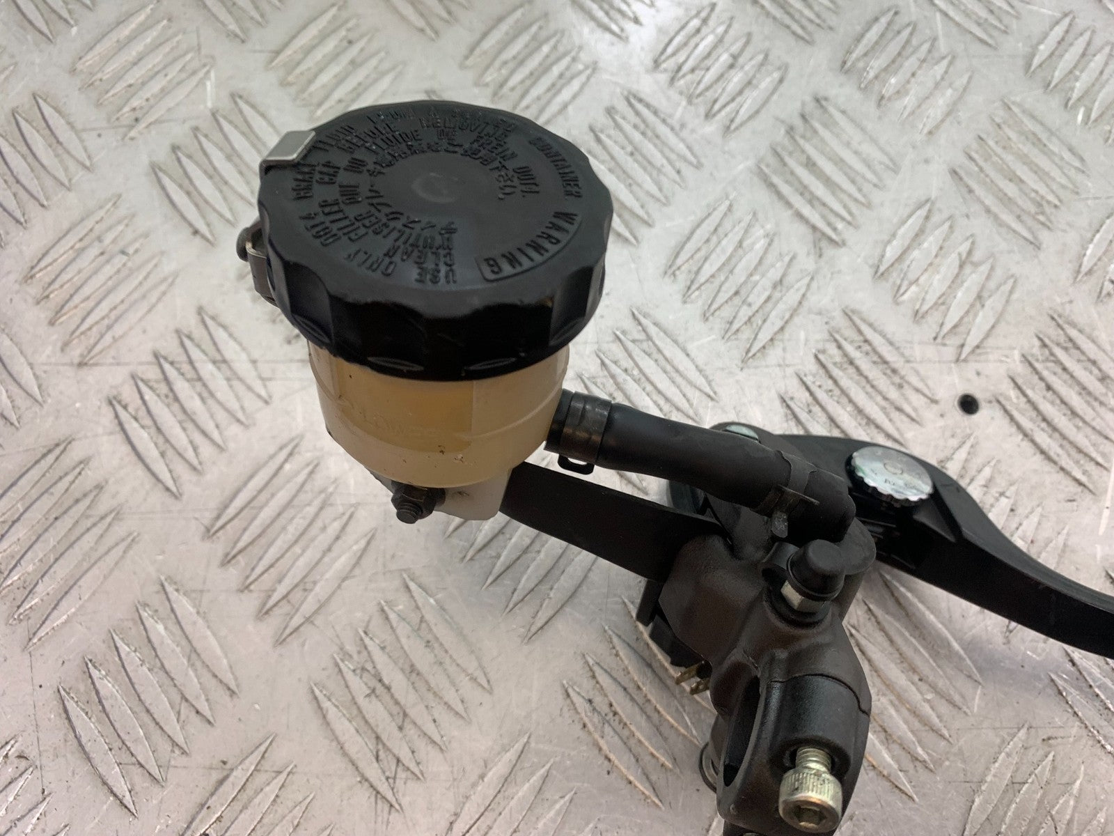 KAWASAKI Z1000 SX FRONT MASTER CYLINDER YEAR 2014-16 (CMB1264)