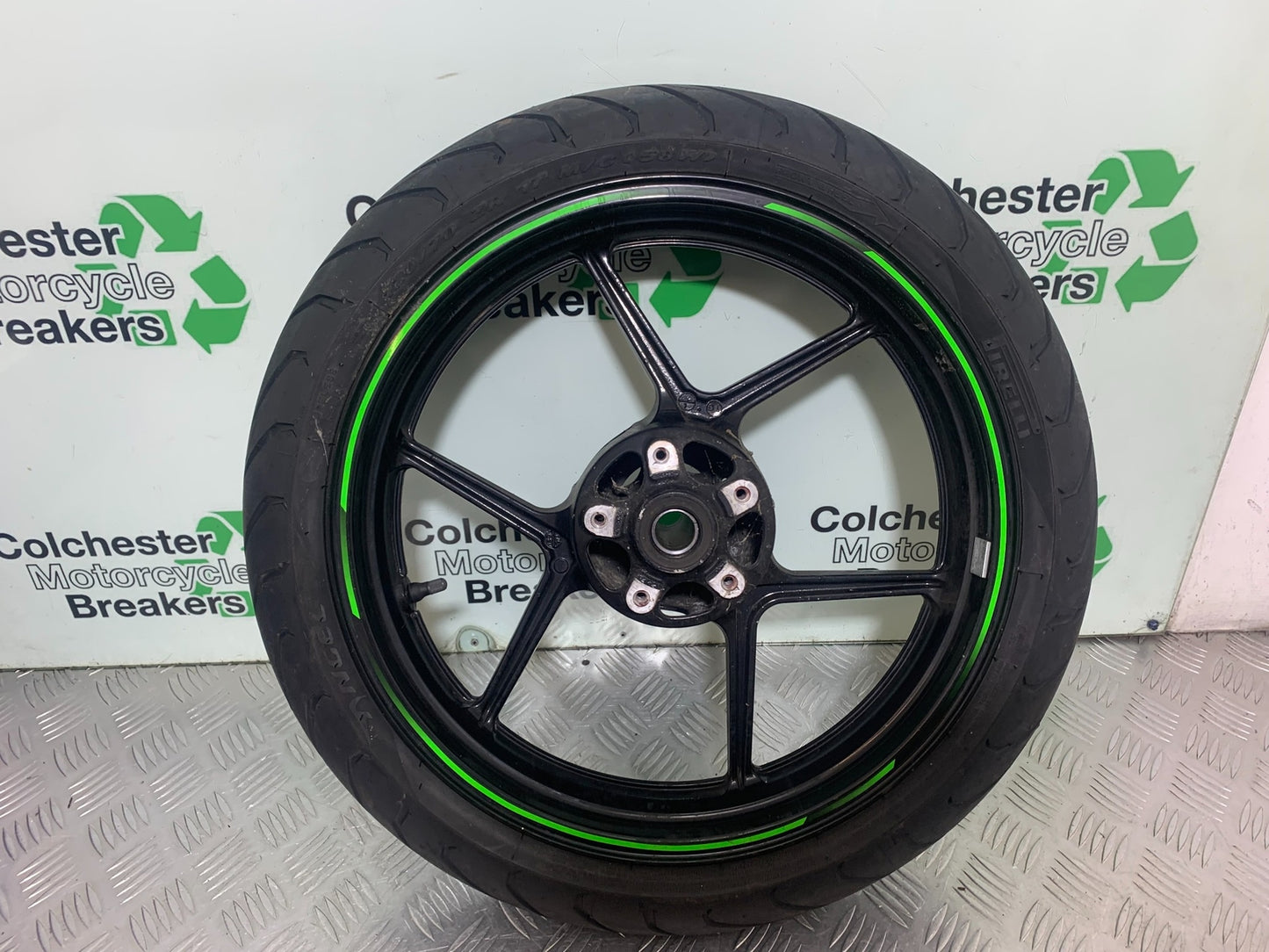 KAWASAKI ZX6R FRONT WHEEL  YEAR 2009-2012 (CMB1136)