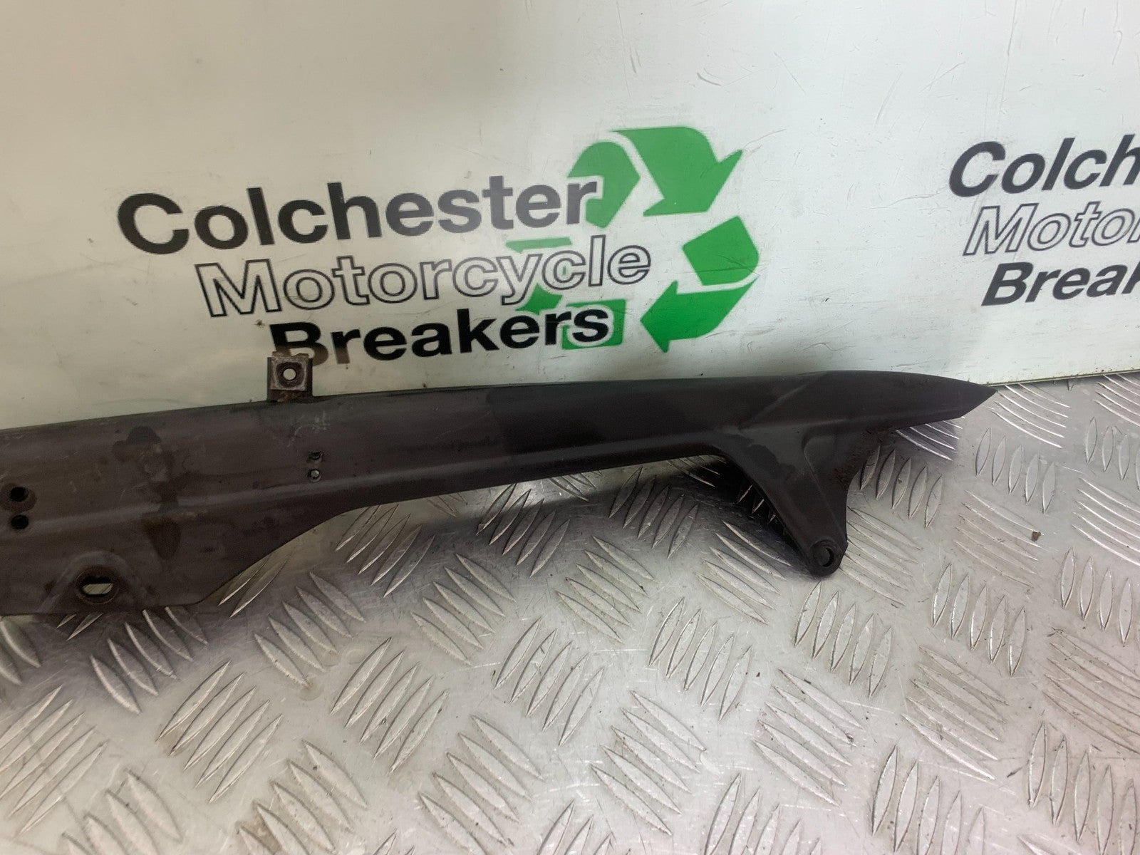 HONDA CBF125 CBF 125 CHAIN GUARD YEAR 2009-14 (CMB1182)
