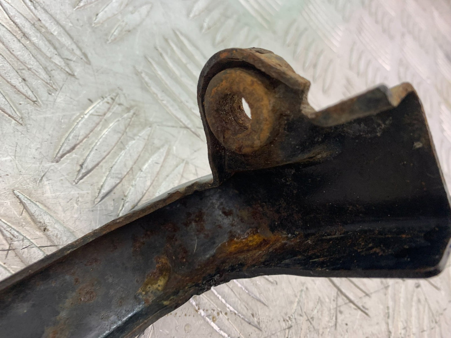 KAWASAKI KLR250 KLR 250 REAR SUBFRAME  BRACKET  YEAR 1984-2001 (CMB1225)