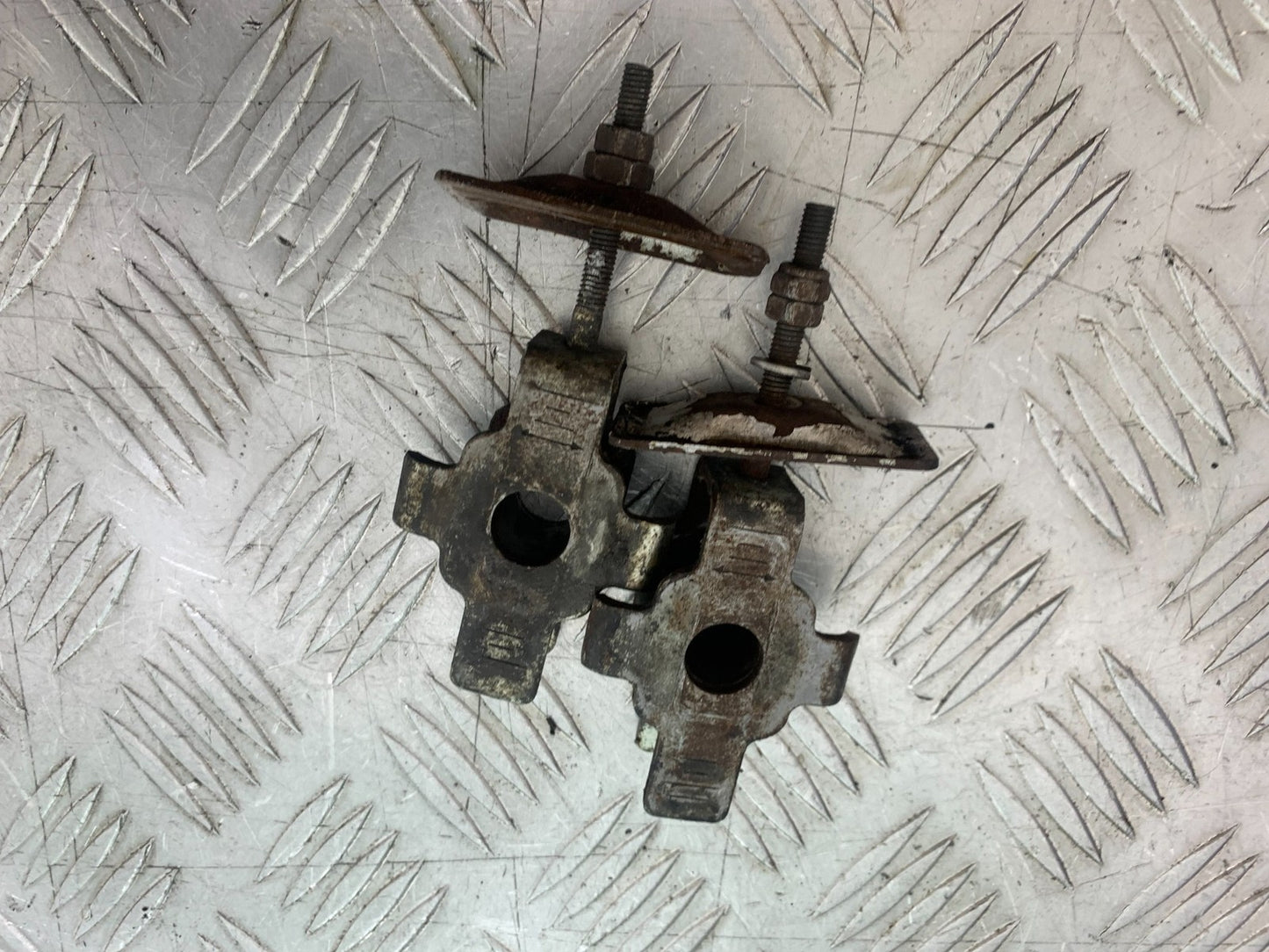 HONDA XL125 VARADERO CHAIN ADJUSTERS  YEAR 2001-2006  (CMB1210)