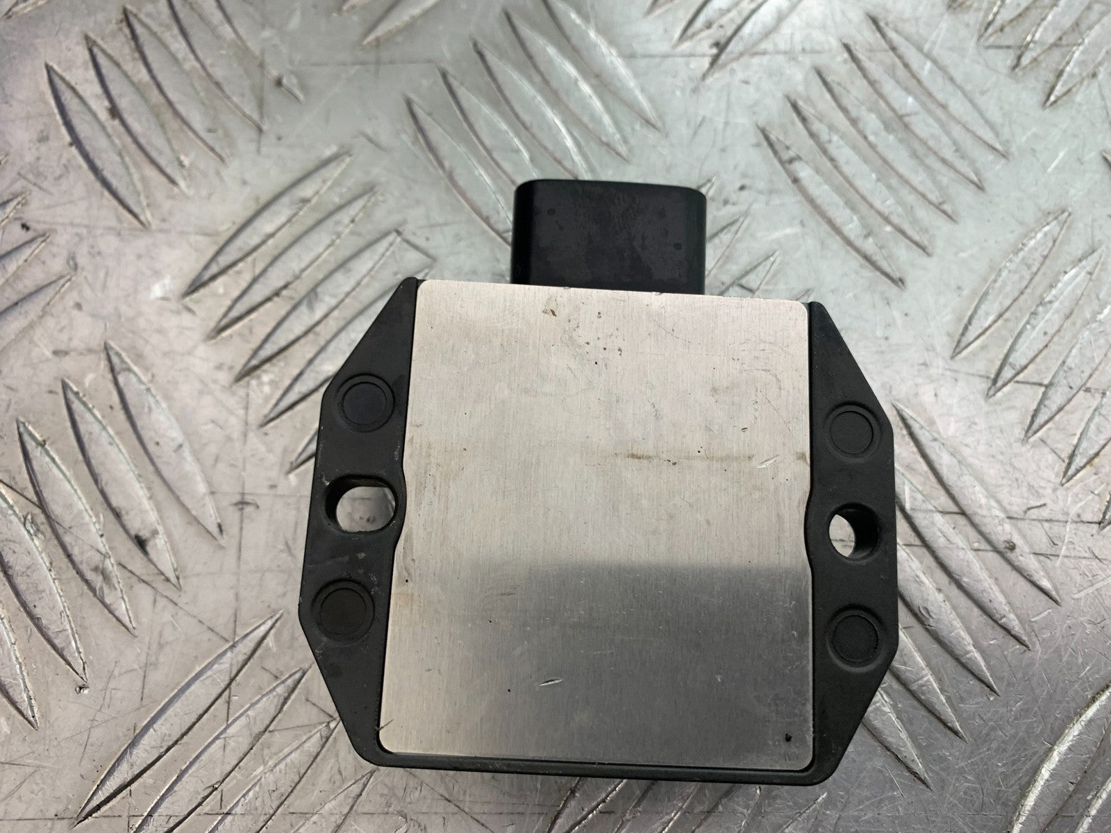 KTM 1290 SUPER DUKE R REGULATOR  YEAR 2020-2024 (CMB1272)