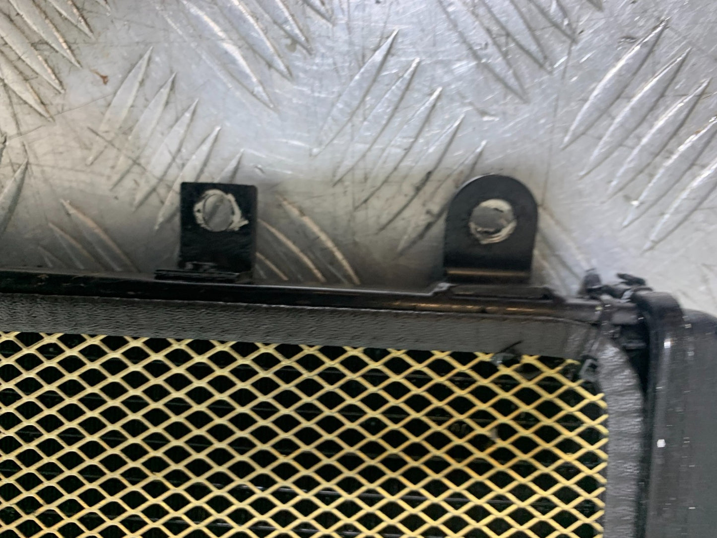 TRIUMPH 1050 SPEED TRIPLE RADIATOR YEAR 2005-2007 (CMB1322)