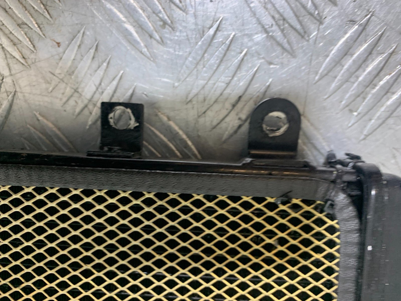 TRIUMPH 1050 SPEED TRIPLE RADIATOR YEAR 2005-2007 (CMB1322)