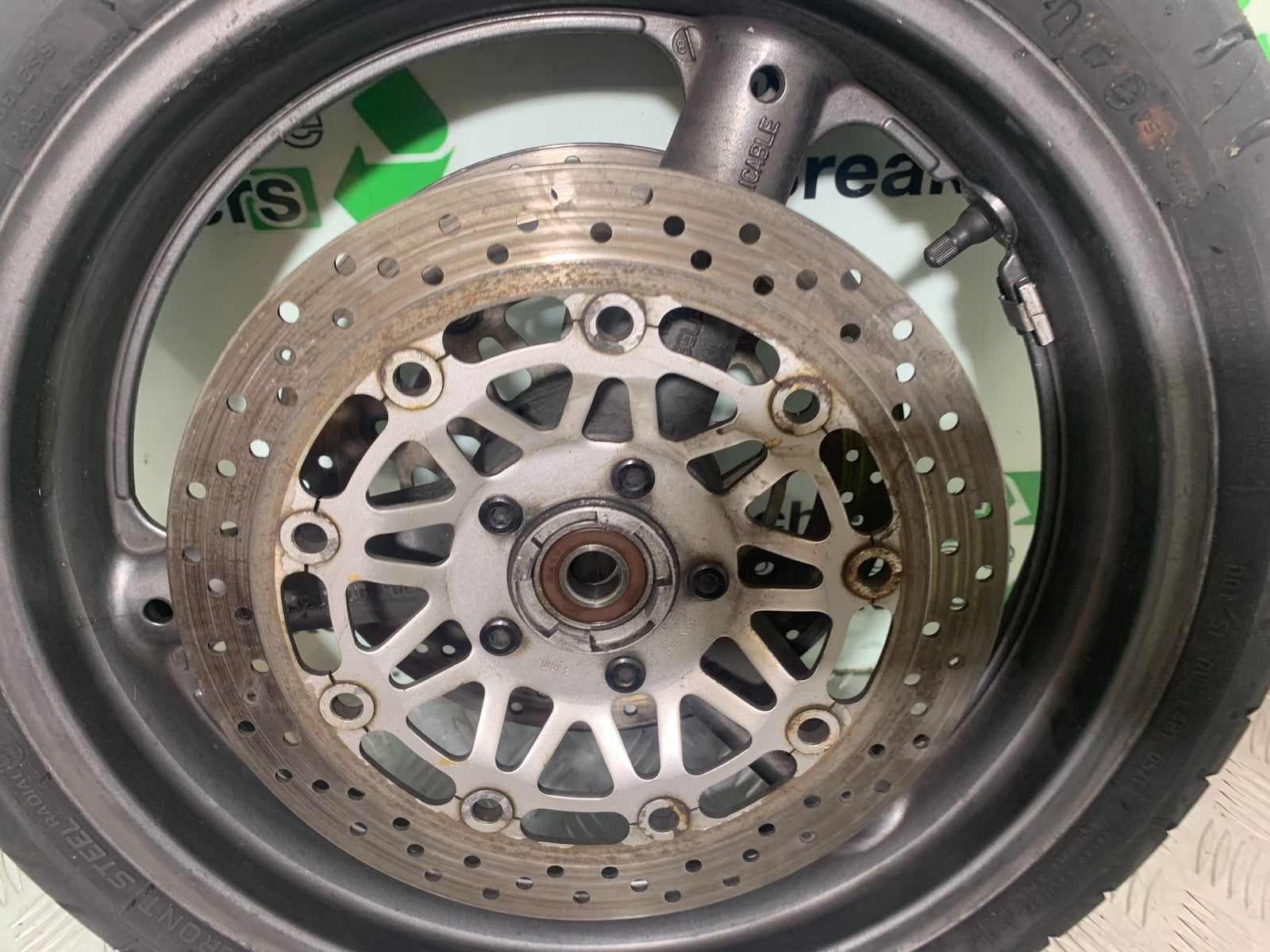 SUZUKI GSX750 INAZUMA FRONT WHEEL  YEAR 1998-2003 (CMB1308)