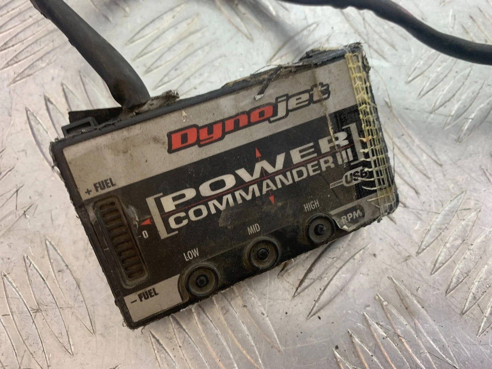 HONDA CBR600 CBR 600 RR POWER COMMANDER 111 YEAR 2003-2004 (CMB1173)
