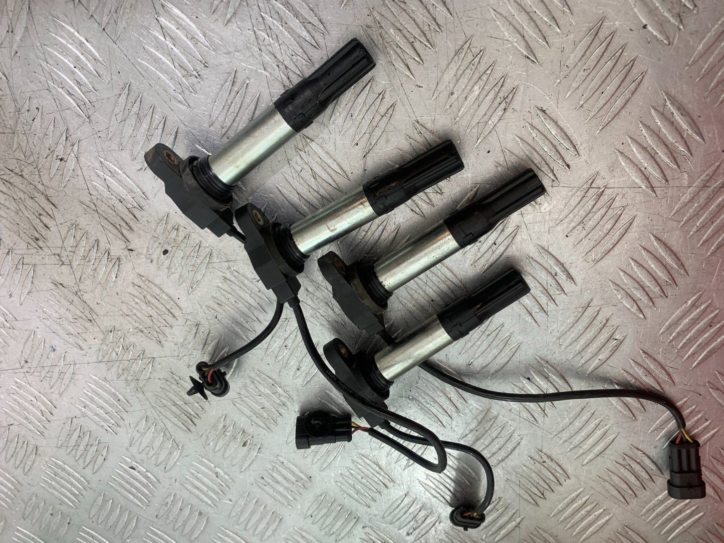 APRILIA TUONO 1000 V4R COILS AND CAPS   YEAR 2011-13  (CMB1331)