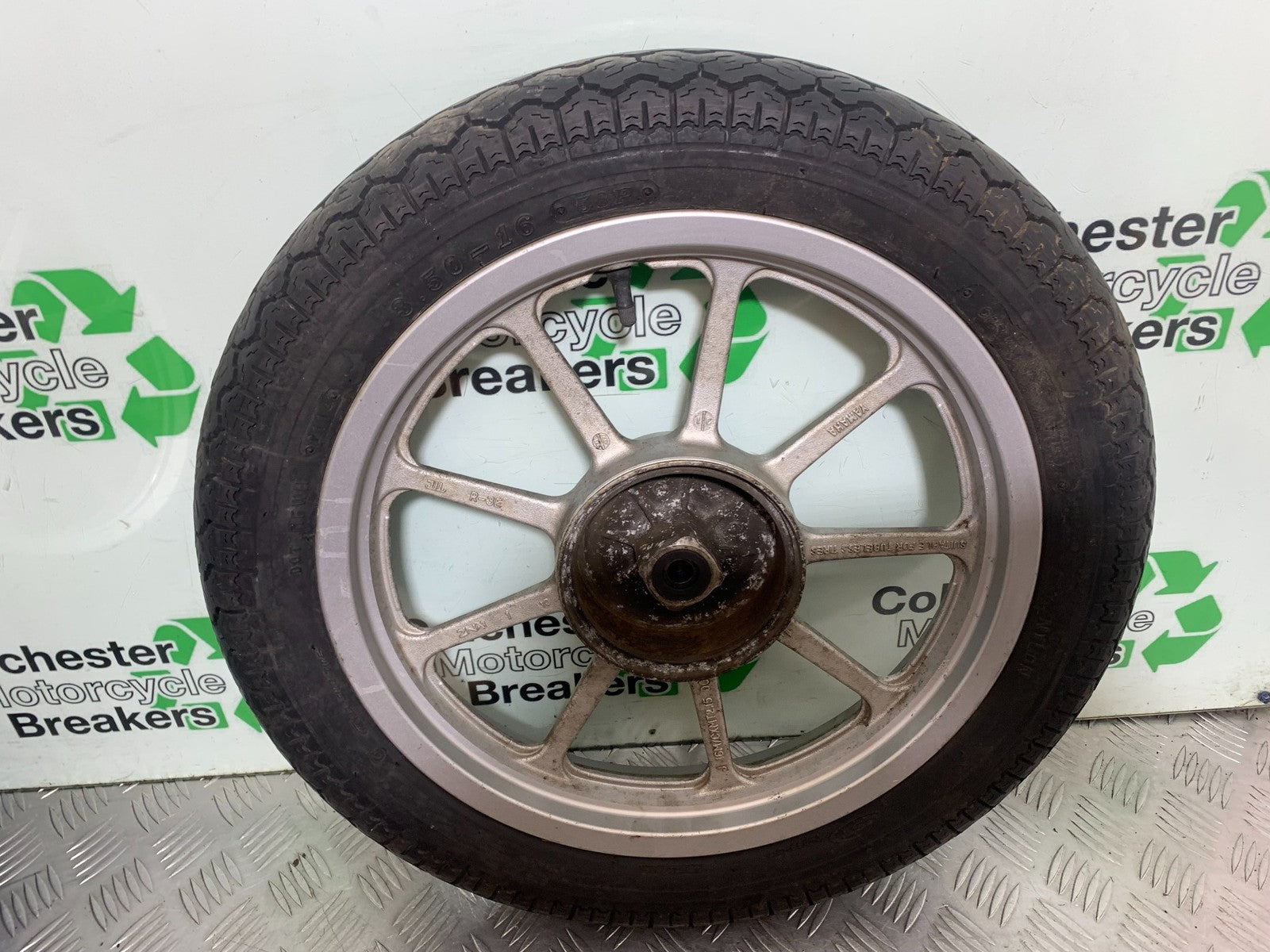 YAMAHA YBR125 CUSTOM REAR WHEEL  YEAR 2008-2016 (CMB1192)