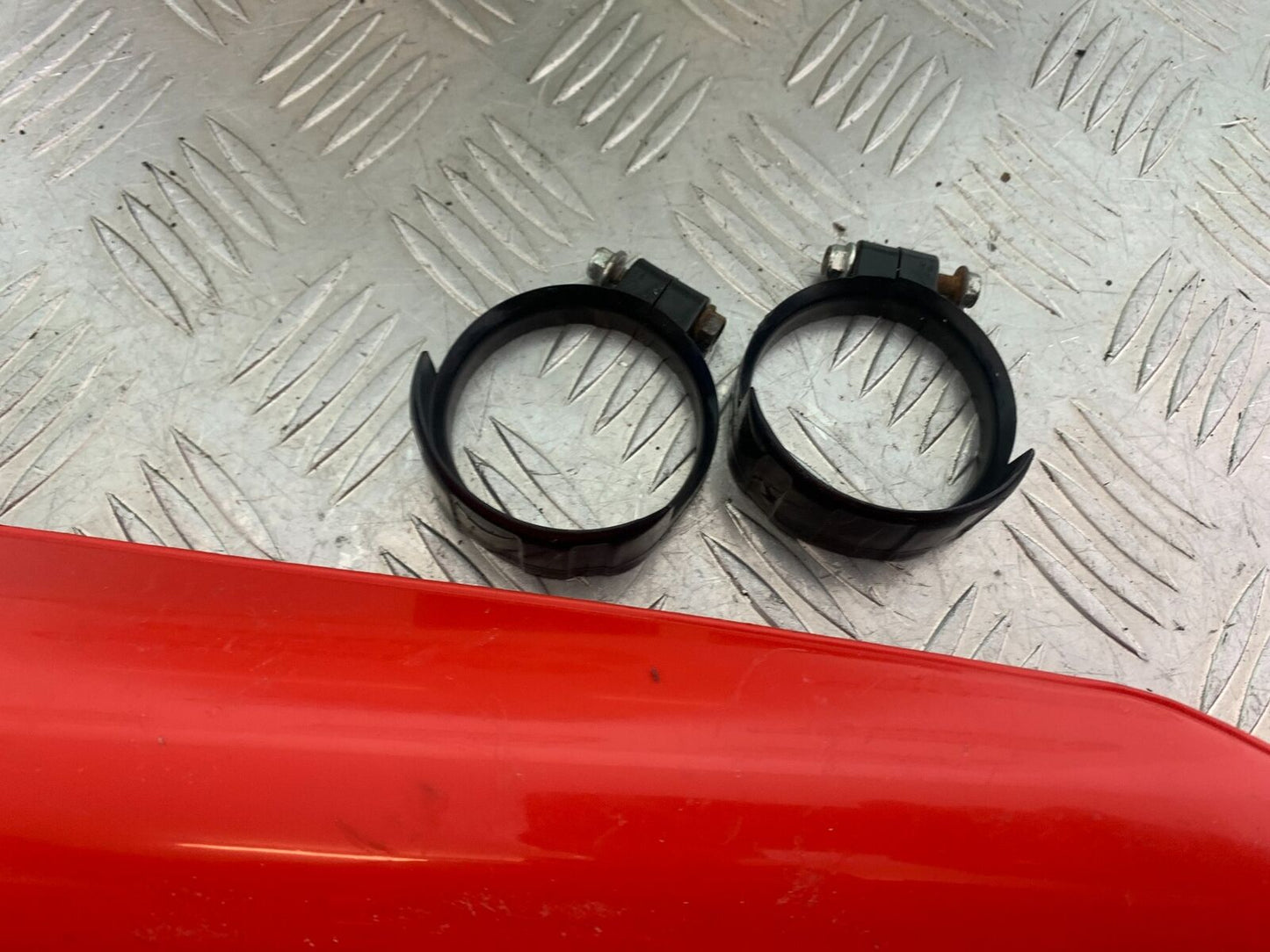 HUSQVARNA TE630 TE 630 FORK COVERS   YEAR 2010-11 (CMB1120)