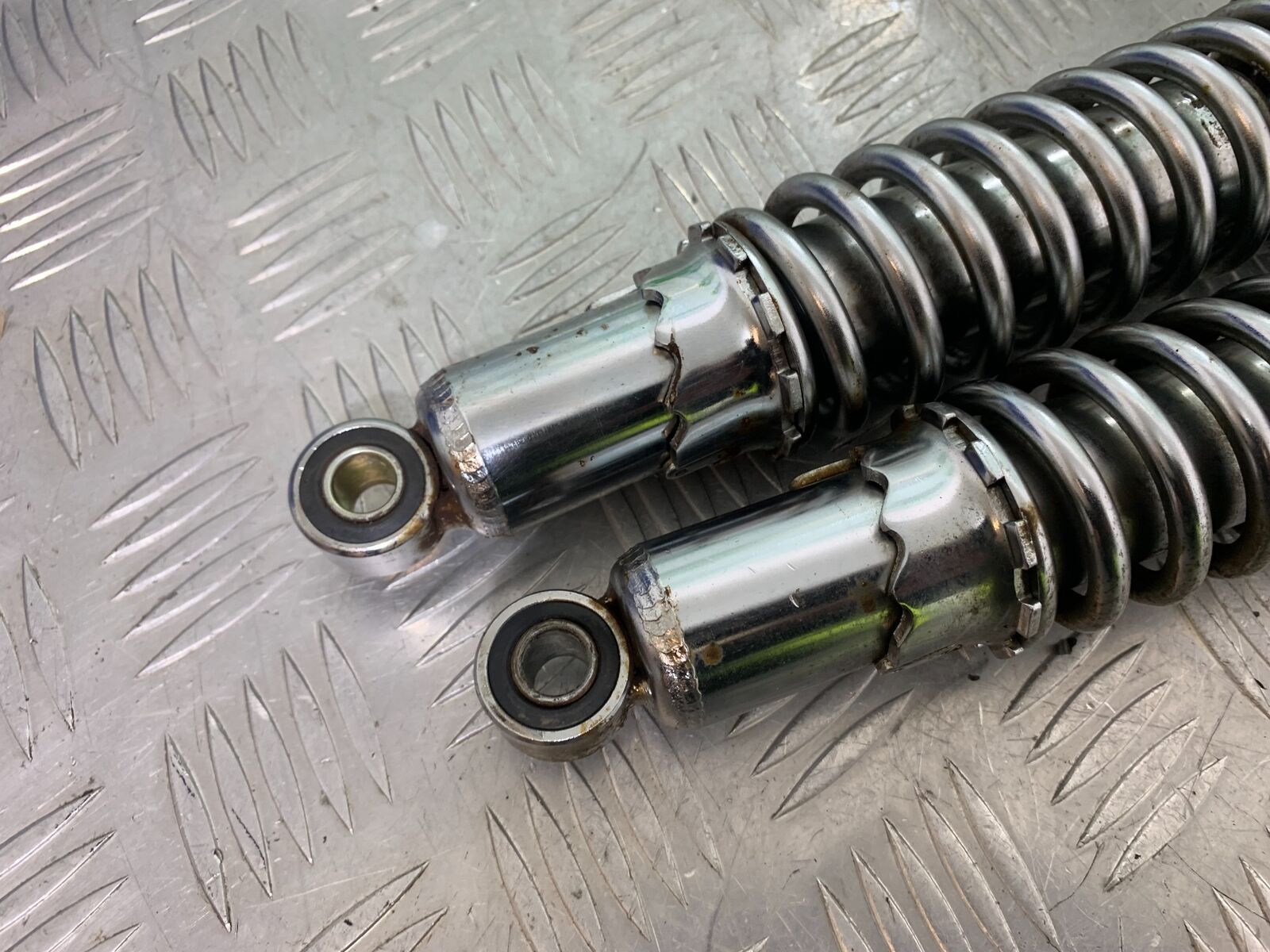 MUTT GT-SS 125 REAR SHOCKS  YEAR2020- 2024 (CMB1085)