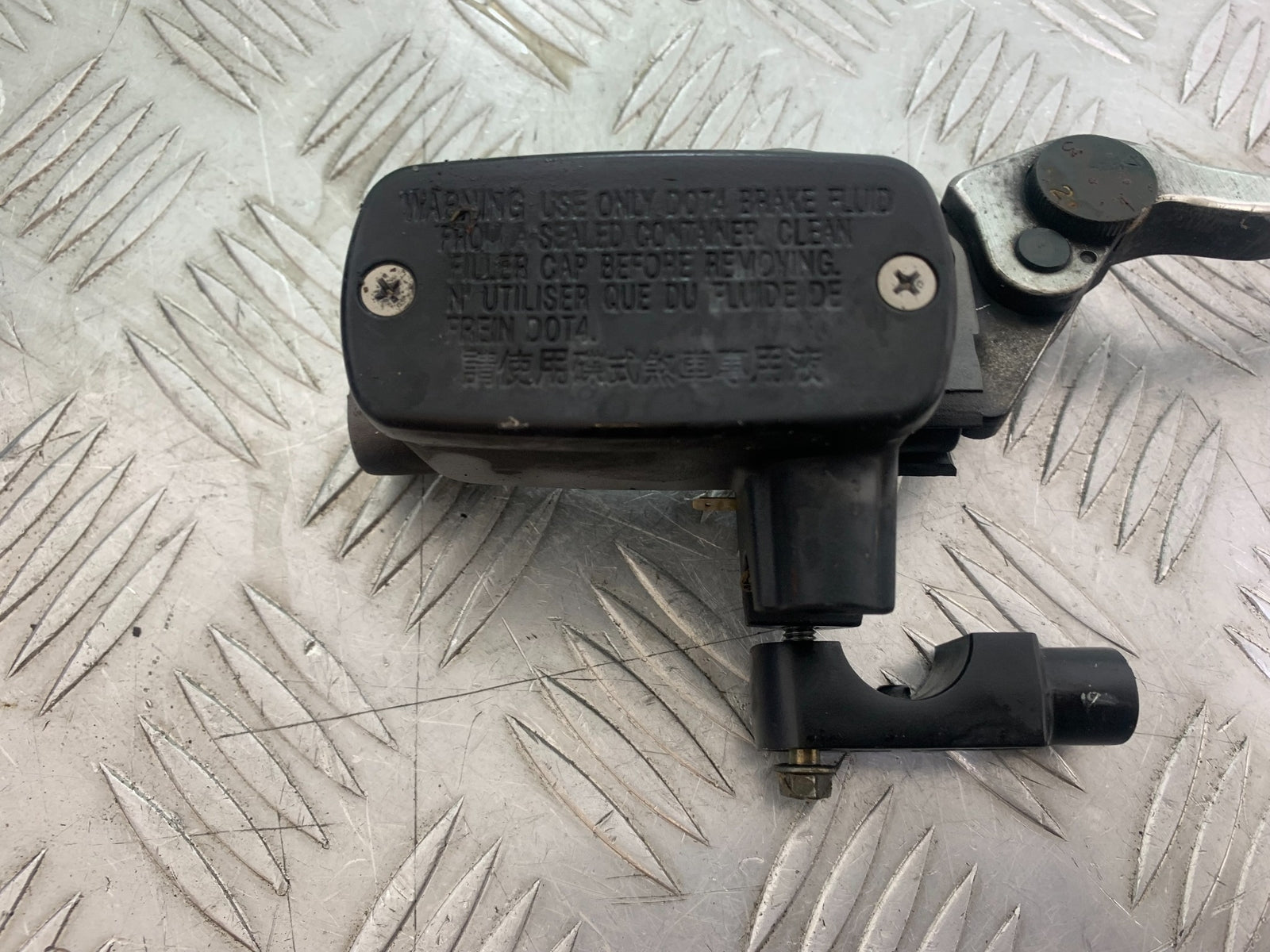 KAWASAKI J125 J125 FRONT MRAKE MASTER CYLINDER YEAR 2016-2020 (CMB1158)