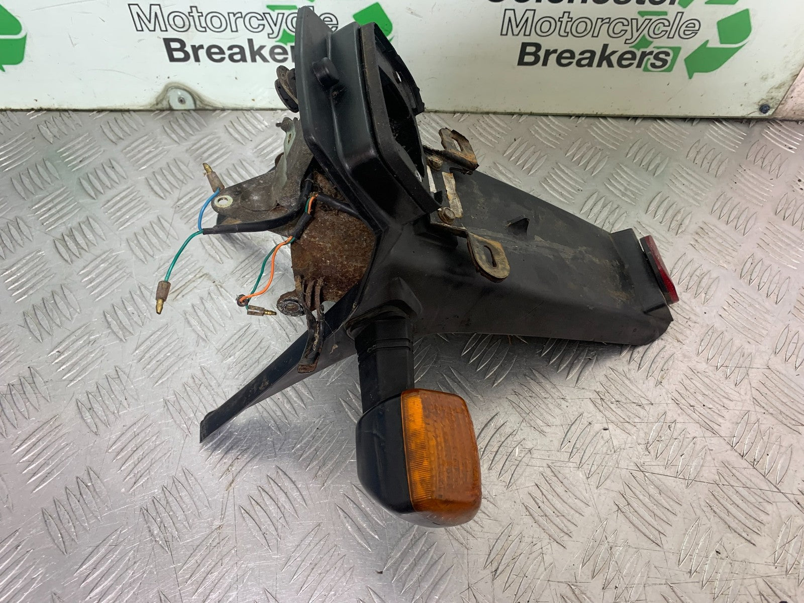 HONDA CG125 CG 125 REAR MUDGUARD AND INDICATORS  YEAR 1998-2000 (CMB1282)