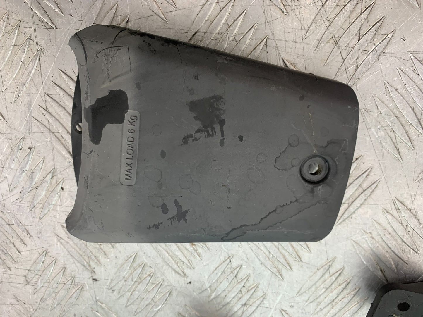PIAGGIO VESPA GT125 L LEFT AND RIGHT INNER INFILLS YEAR 2003 (CMB1300)