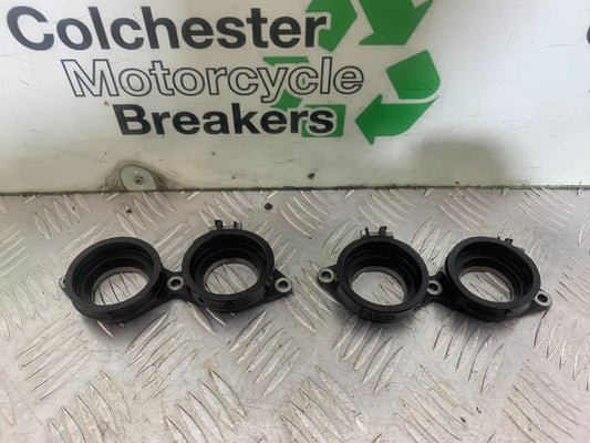 HONDA CBR1000 RR FIREBLADE INLET RUBBERS 2008-2011 (CMB1179)