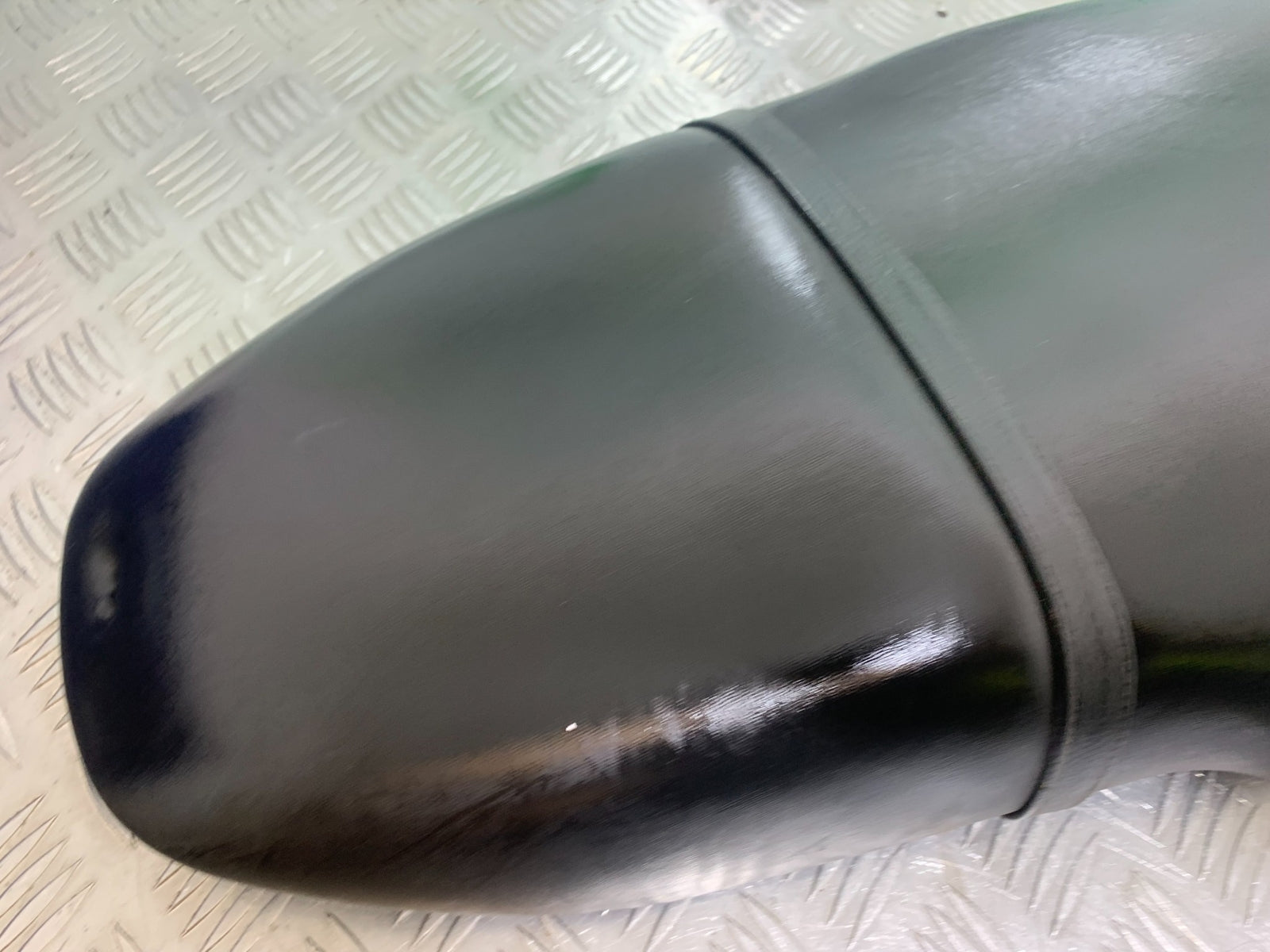 SUZUKI GSF1200  GSF 1200 BANDIT SEAT  YEAR 1997-2000 (CMB1149)