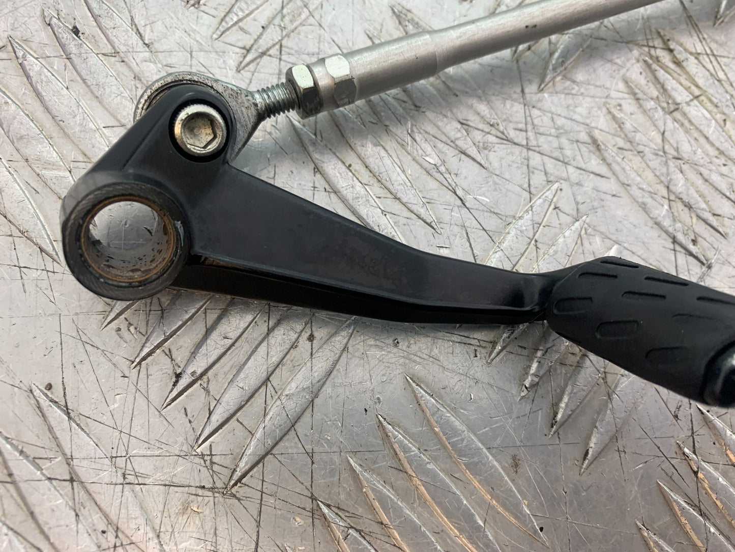 DUCATI 1198 S GEAR LEVER   YEAR 2009-2011 (CMB1219)