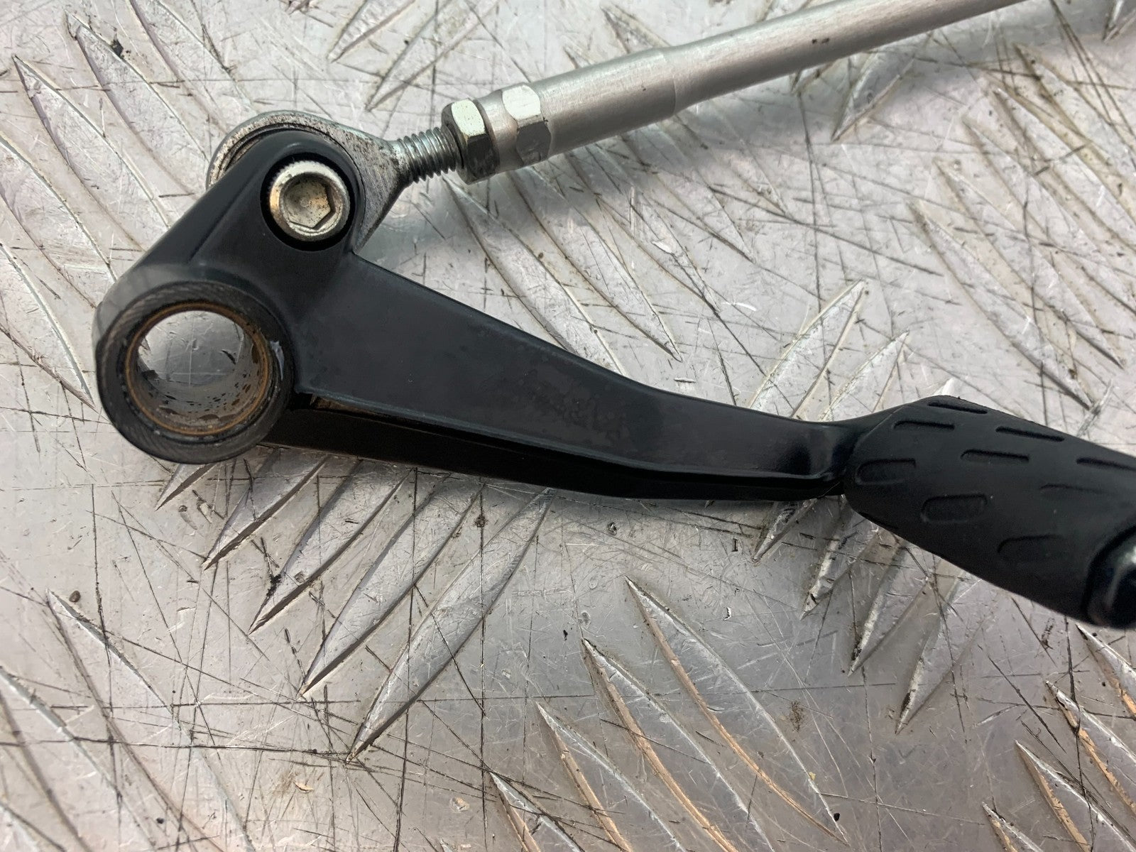 DUCATI 1198 S GEAR LEVER   YEAR 2009-2011 (CMB1219)