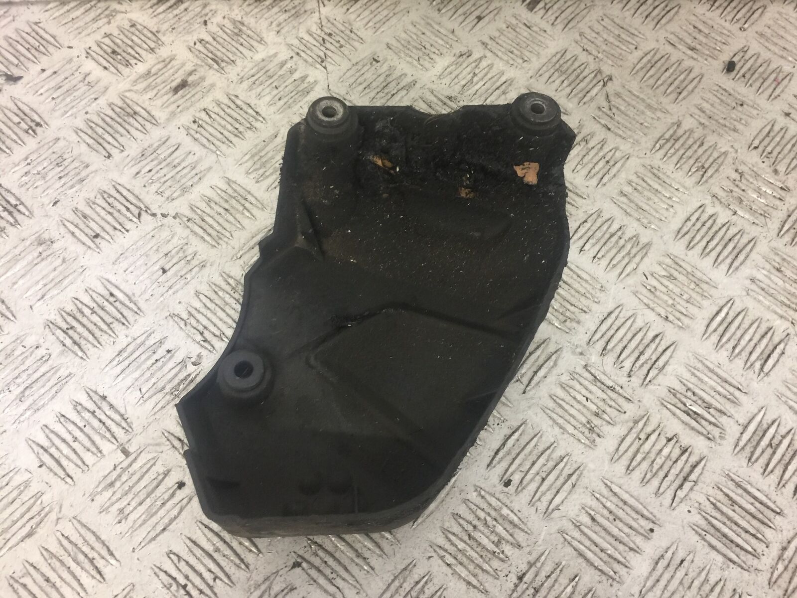 SUZUKI DL 650 V-STROM SPROCKET COVER  YEAR 2017 (STOCK 638)