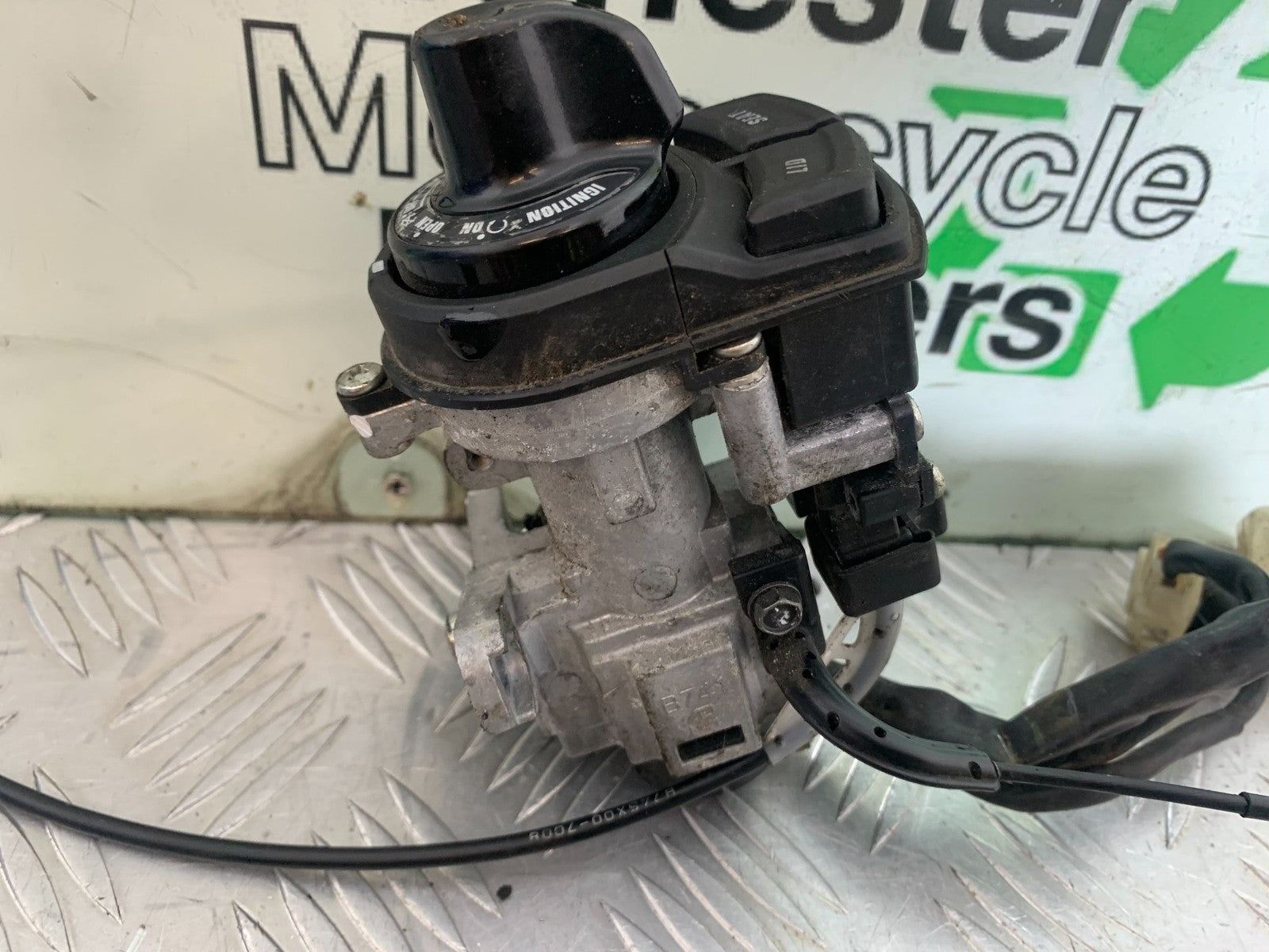 YAMAHA XMAX 300 ECU LOCKS KEY   YEAR 2017-2020 (CMB1218)