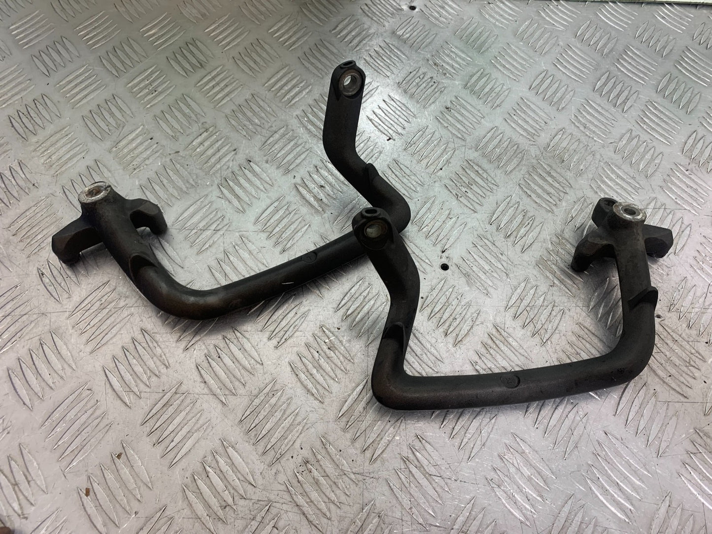 TRIUMPH TIGER 800 XRT GRAB RAILS   2018-2020 (CMB1193)