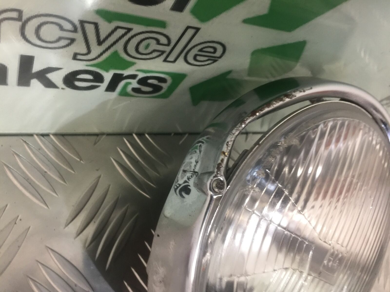 HONDA CBF500 CBF 500 HEADLIGHT  YEAR 2004-08 (STOCK 917)