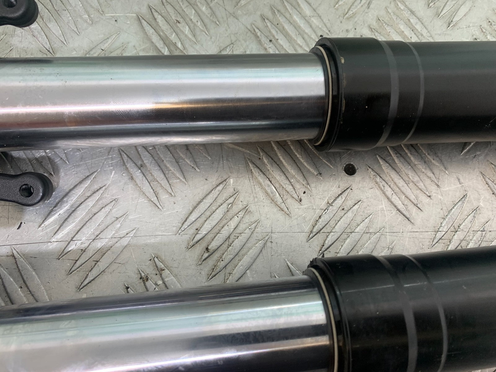 KTM RC125 RC 125 FORKS (BENT SOLD AS PARTS)    2014 2017 (CMB1199)