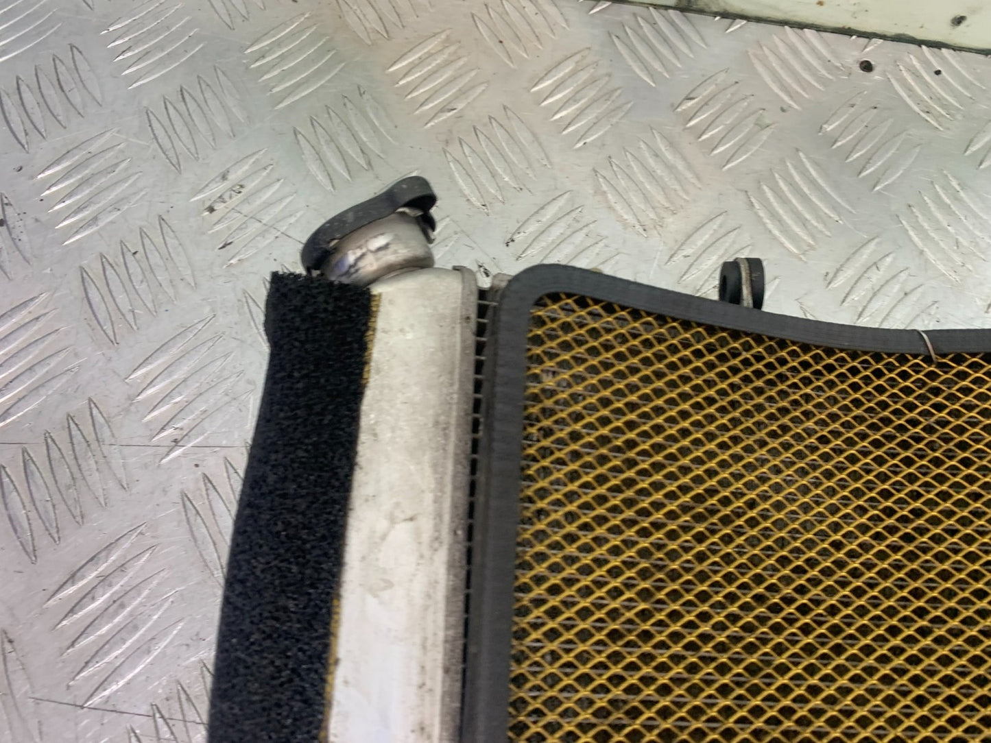 KAWASAKI ZX10R ZX10 R AKRAPOVIC RADIATOR  2008-2010 (CMB1206)