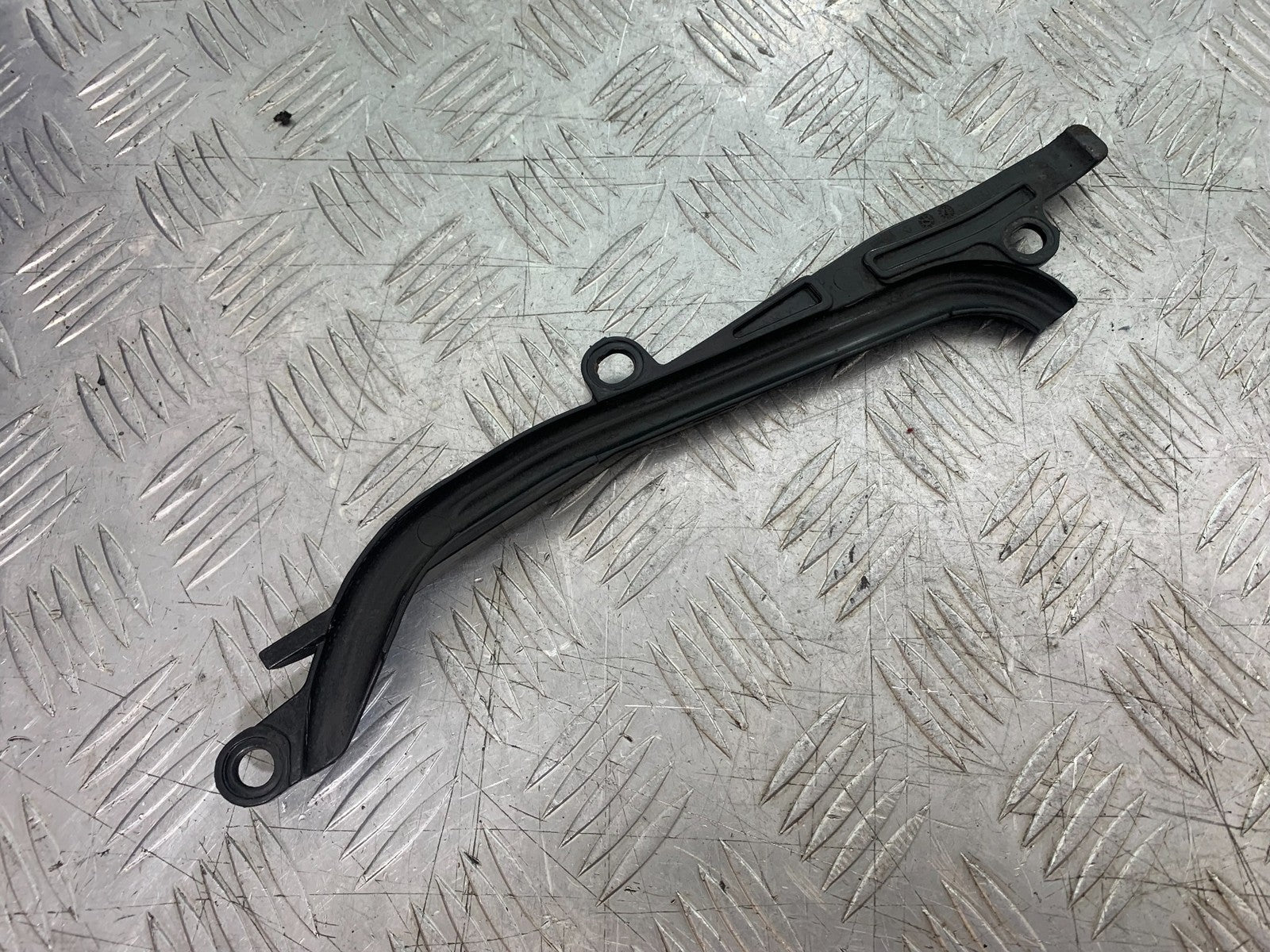 DUCATI 1198 S REAR BRAKE LINE COVER   YEAR 2009-2011 (CMB1219)