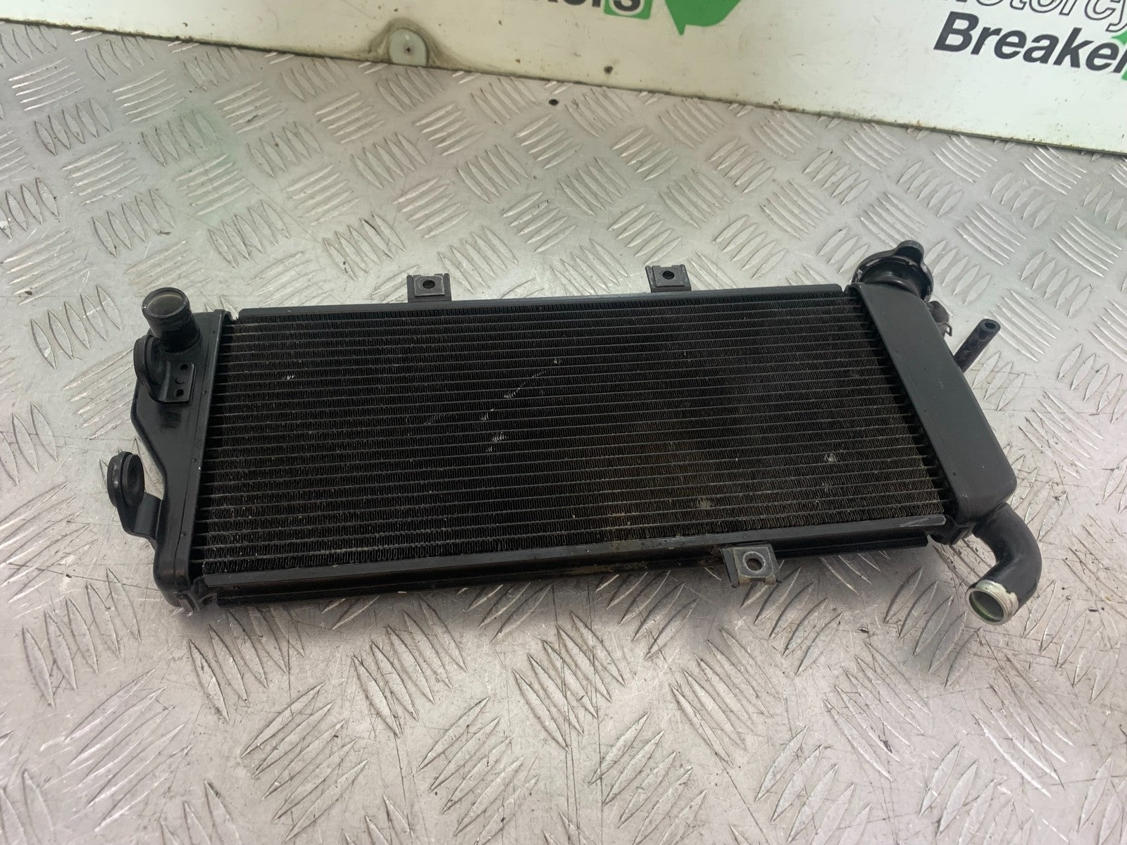 KAWASAKI ER6 N RADIATOR  YEAR 2012-2017 (CMB1324)