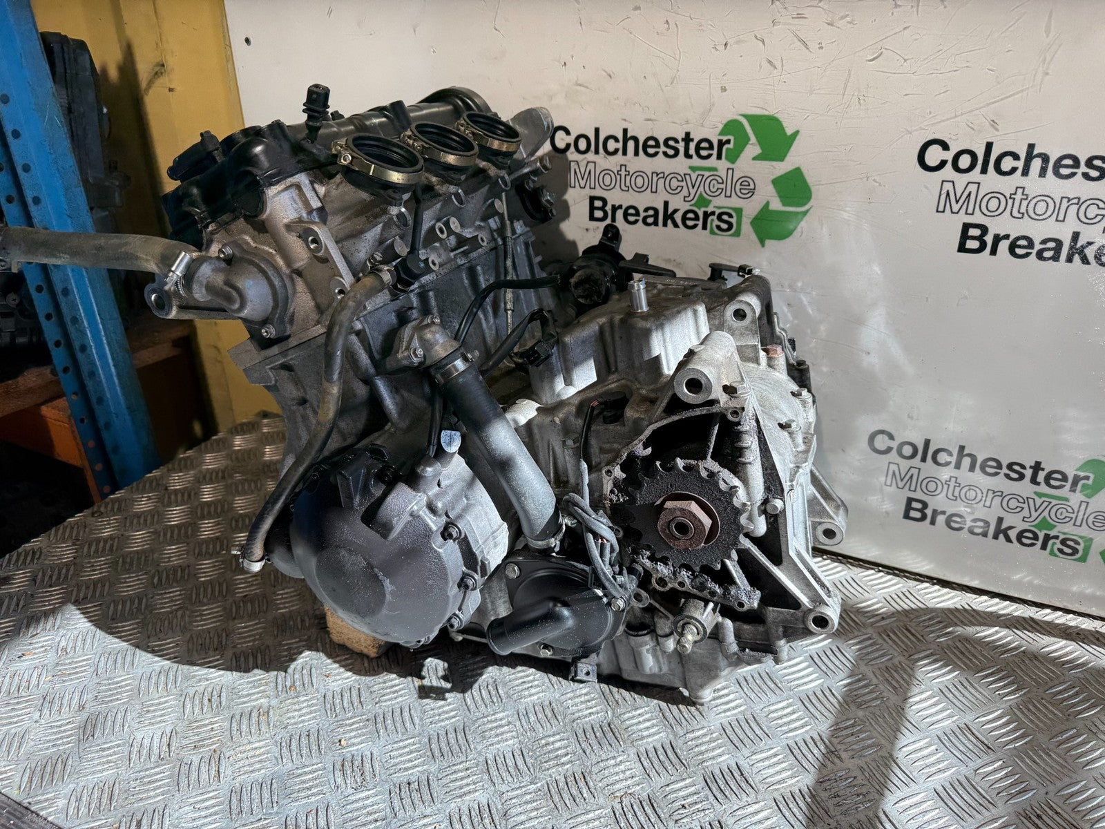TRIUMPH 1050 SPRINT ST ENGINE YEAR 2004-2007 (CMB1197)