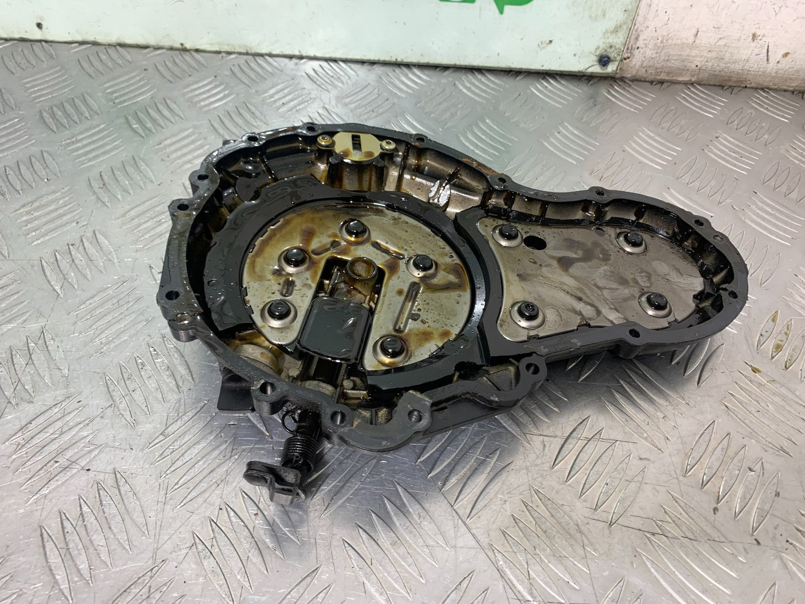 TRIUMPH 955I SPRINT RS CLUTCH COVER  YEAR 1999-04