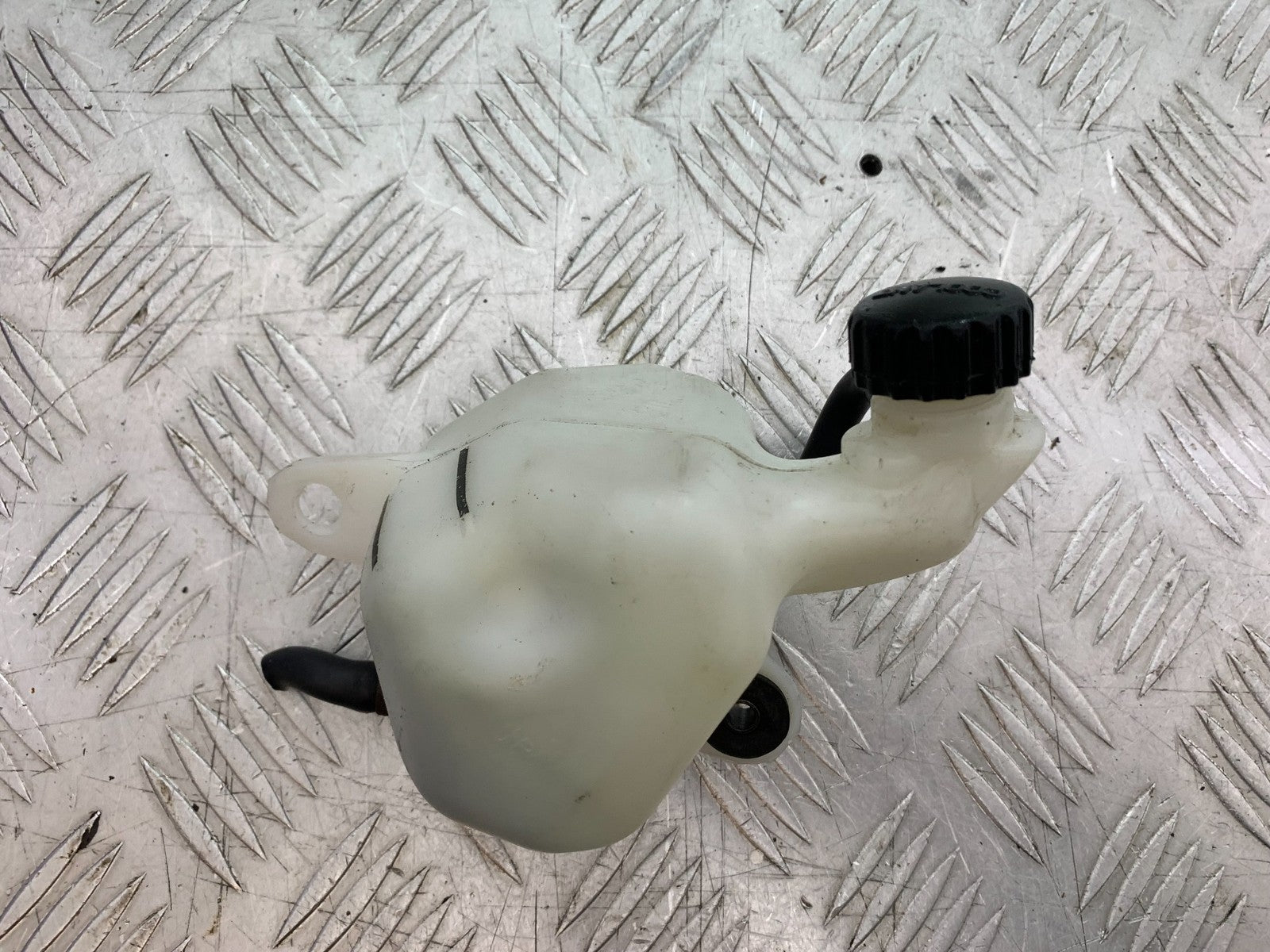 KTM DUKE 125 COOLANT BOTTLE  YEAR 2017-2022 (CMB1274)