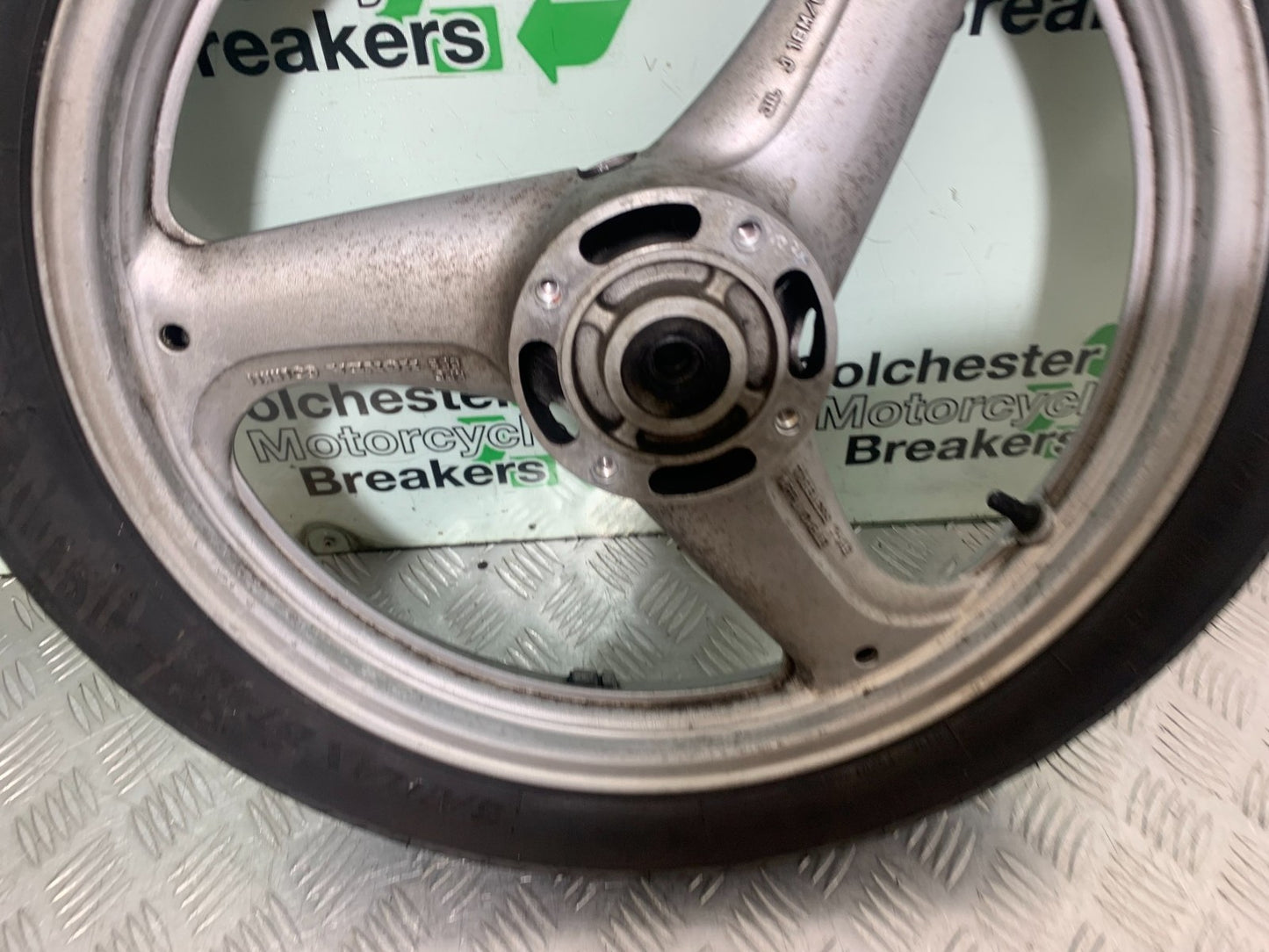 HONDA XL125 VARADERO FRONT WHEEL   YEAR 2001-2006  (CMB1210)