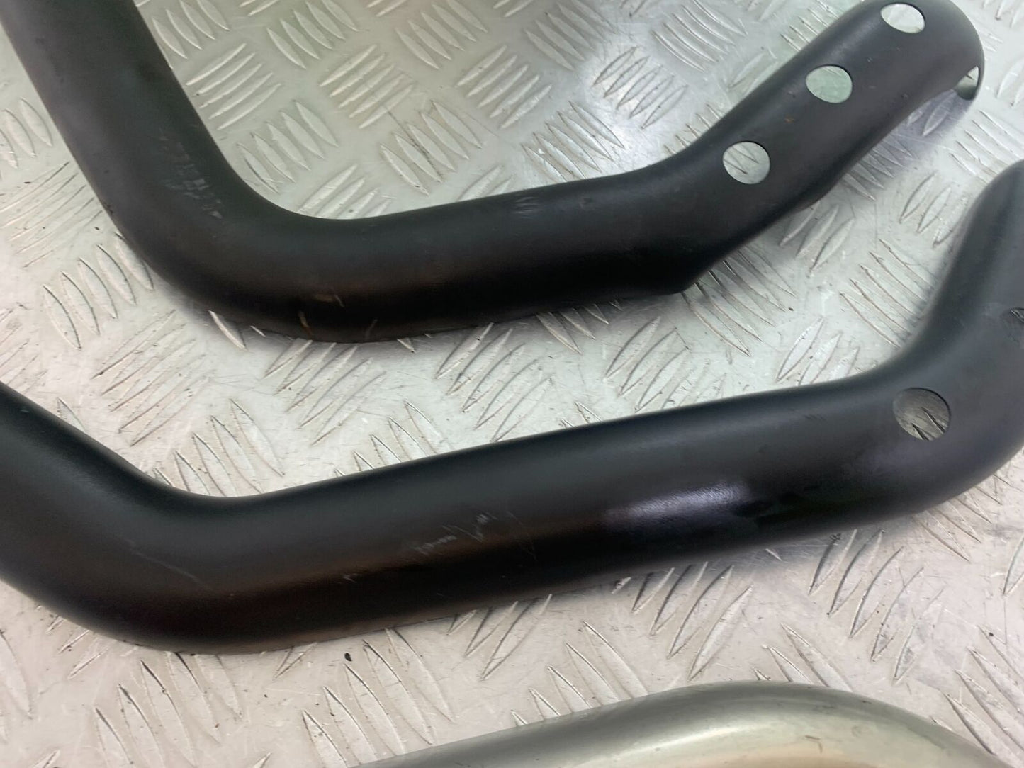 HARLEY DAVIDSON XL883 N IROD EXHAUST SHIELDS   YEAR 2020  (CMB1116)