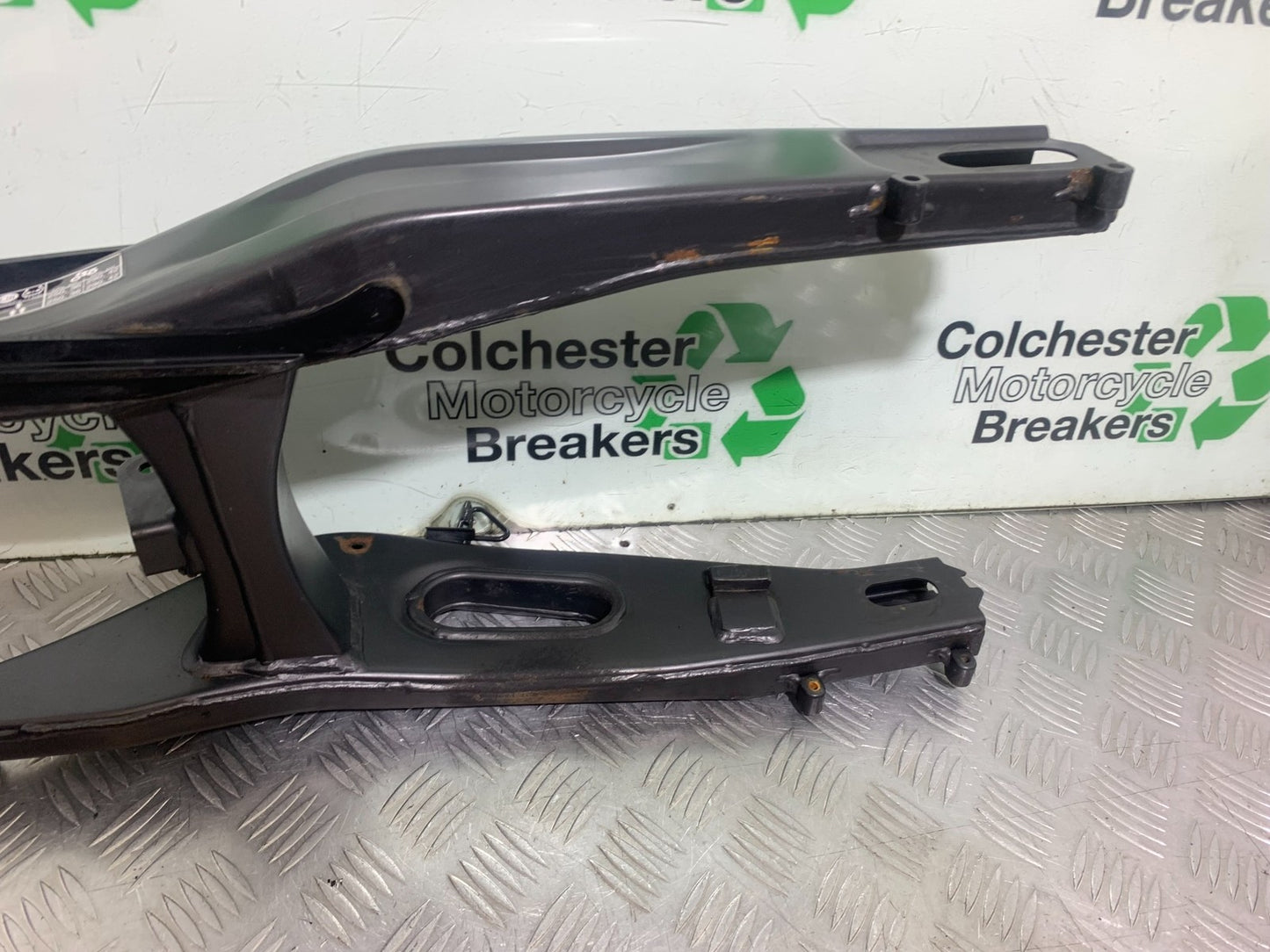 YAMAHA YZF R7 SWINGARM YEAR 2022-2025 (CMB1255)