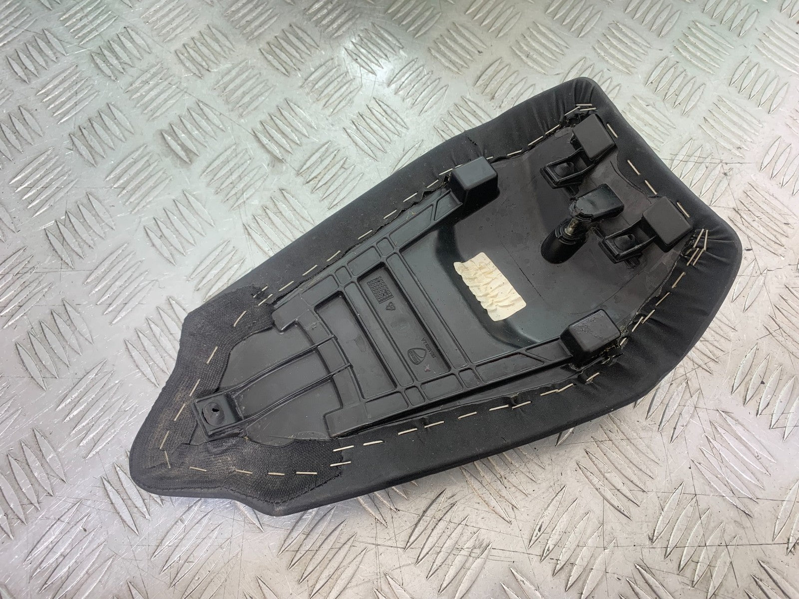 DUCATI 1299 PANIGALE REAR SEAT  YEAR 2016 (CMB 1187)