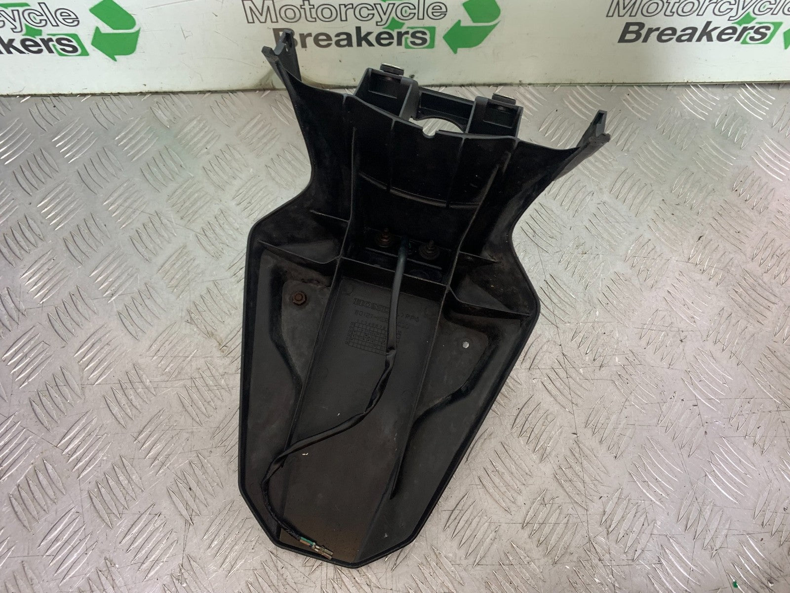 HONDA CBF600 CBF 600 REAR HUDGUARD  YEAR 2004 -07 (CMB1247)