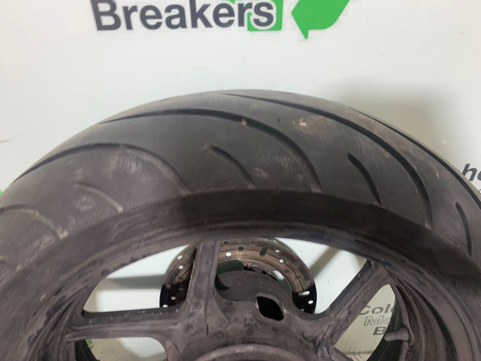KAWASAKI Z750 Z 750 REAR WHEEL  YEAR 2004-2006  (CMB1234)