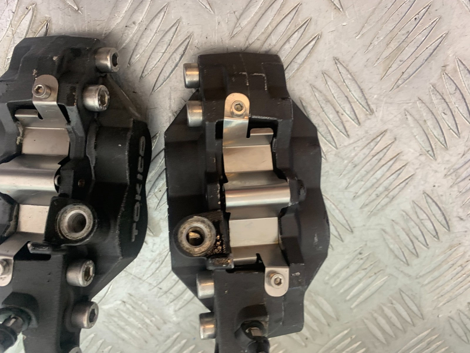 KAWASAKI ZX9R ZX9 E1 FRONT CALIPERS   YEAR 2000-01 (CMB1171)