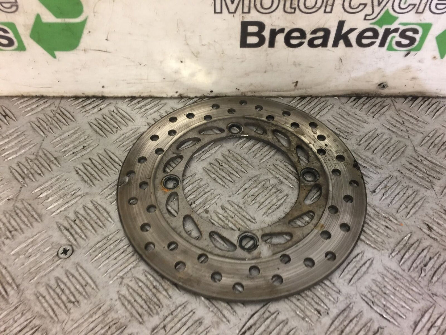 HONDA CBR125 CBR 125 REAR BRAKE DISC  YEAR 2011-2017 (STOCK 466)