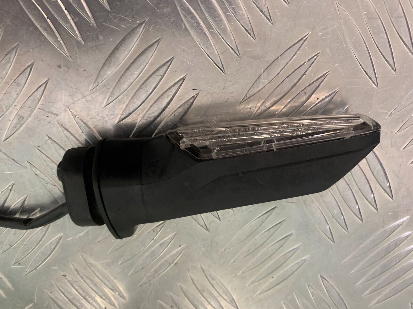 HONDA CRF1000 (DCT) AFRICA TWIN LEFT REAR INDICATOR   YEAR 2019 (STOCK 962)