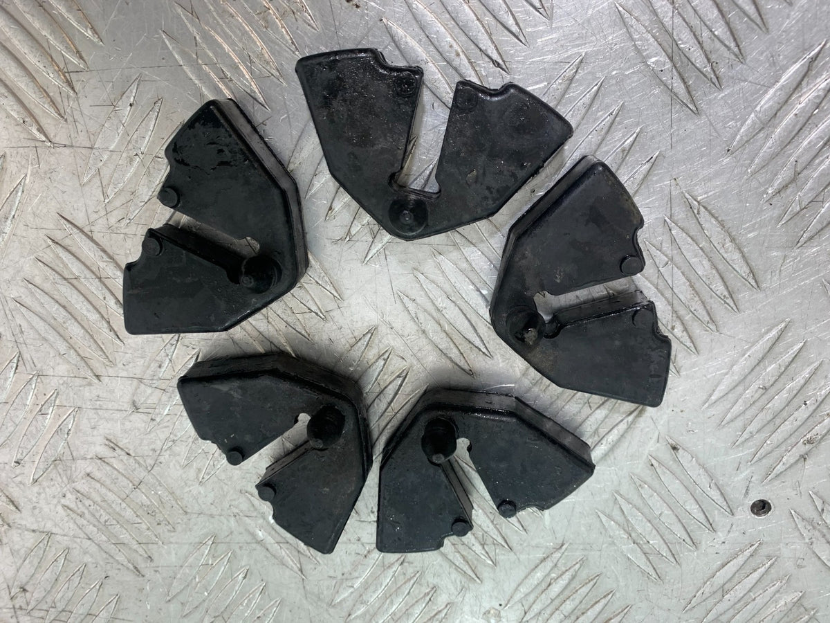 SUZUKI GSXR600 GSXR 600 SRAD CUSH DRIVE RUBBERS  YEAR 1997-2000 (CMB1276)