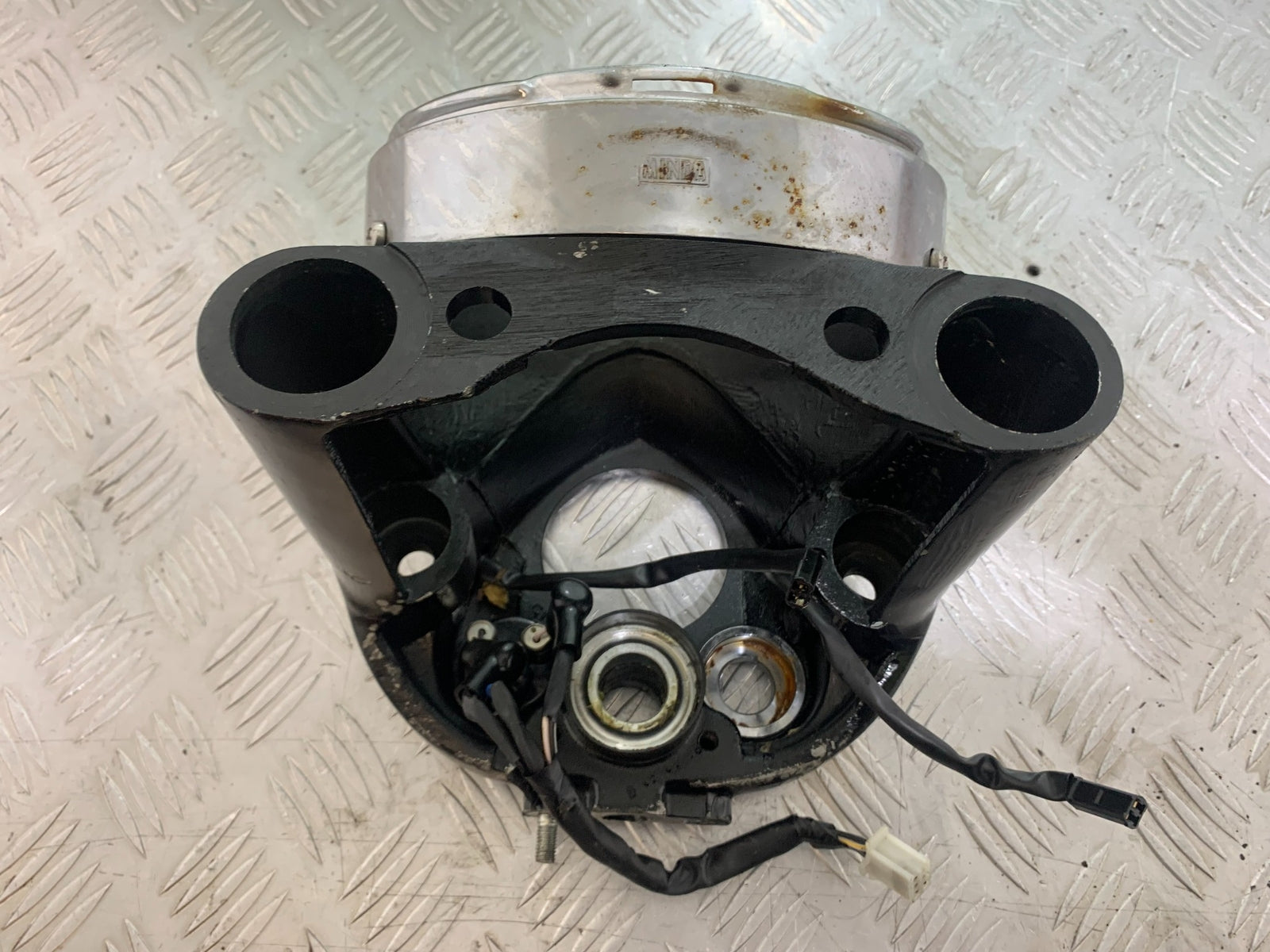 ROYAL ENFIELD BULLET 500 EFI HEADLIGHT BACKING  YEAR 2008 - 2016 (CMB1153)