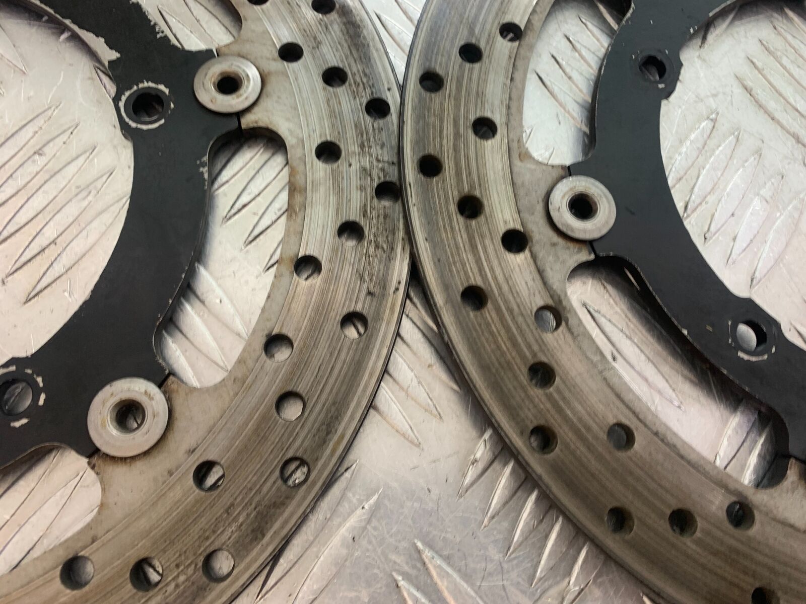 YAMAHA XJ6 XJ6-S FRONT BRAKE DISCS YEAR 2009-2015  (CMB1070)