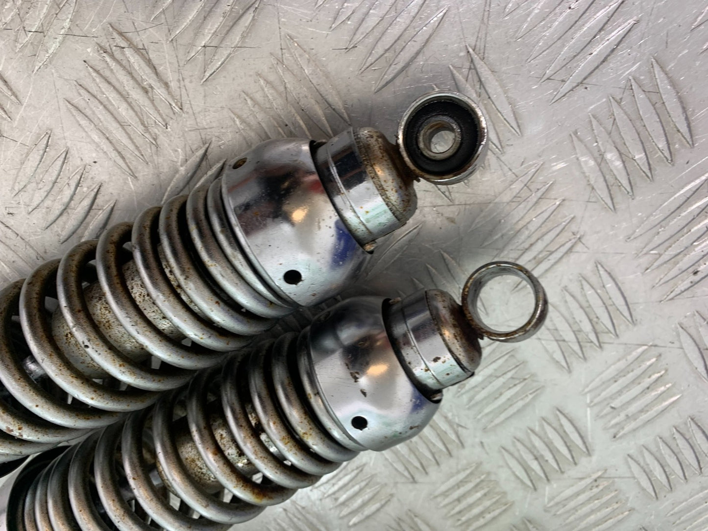 YAMAHA XV1100 XV 1100 VIRAGO REAR SHOCKS  1990-1999 (CMB1243)