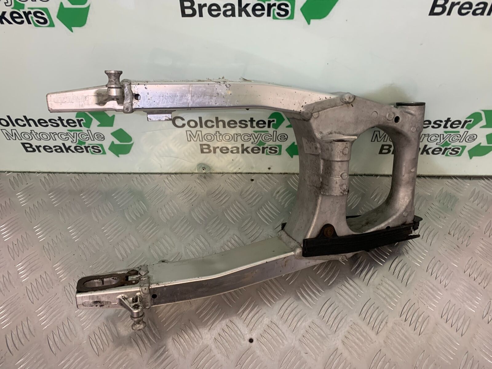 SUZUKI SV1000 SV 1000 K4 SWINGARM  YEAR 2004 (STOCK 990)