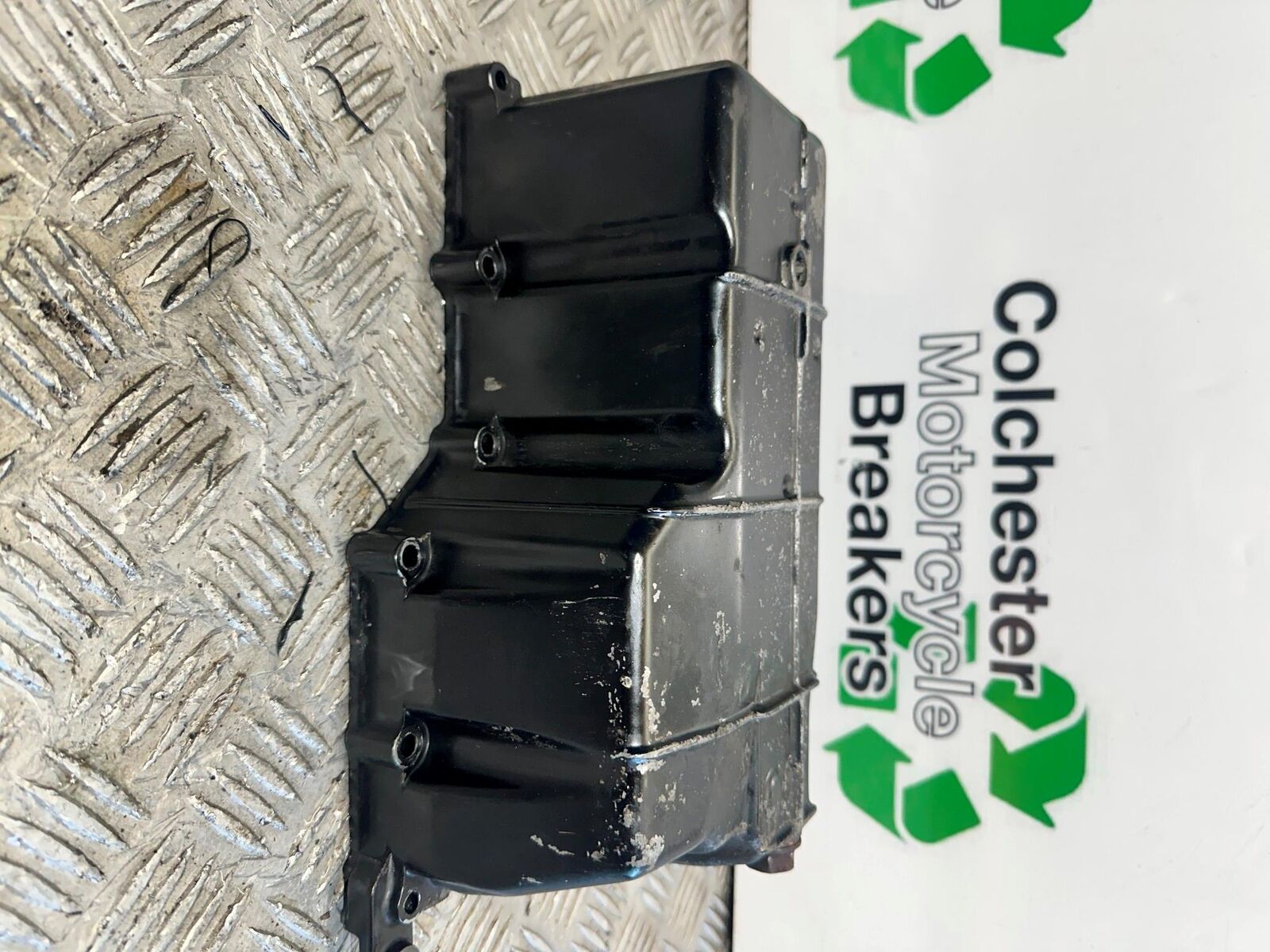 HONDA CBR1100 XX BLACKBIRD SUMP OIL PAN YEAR 1996-1998 (CMB1017)