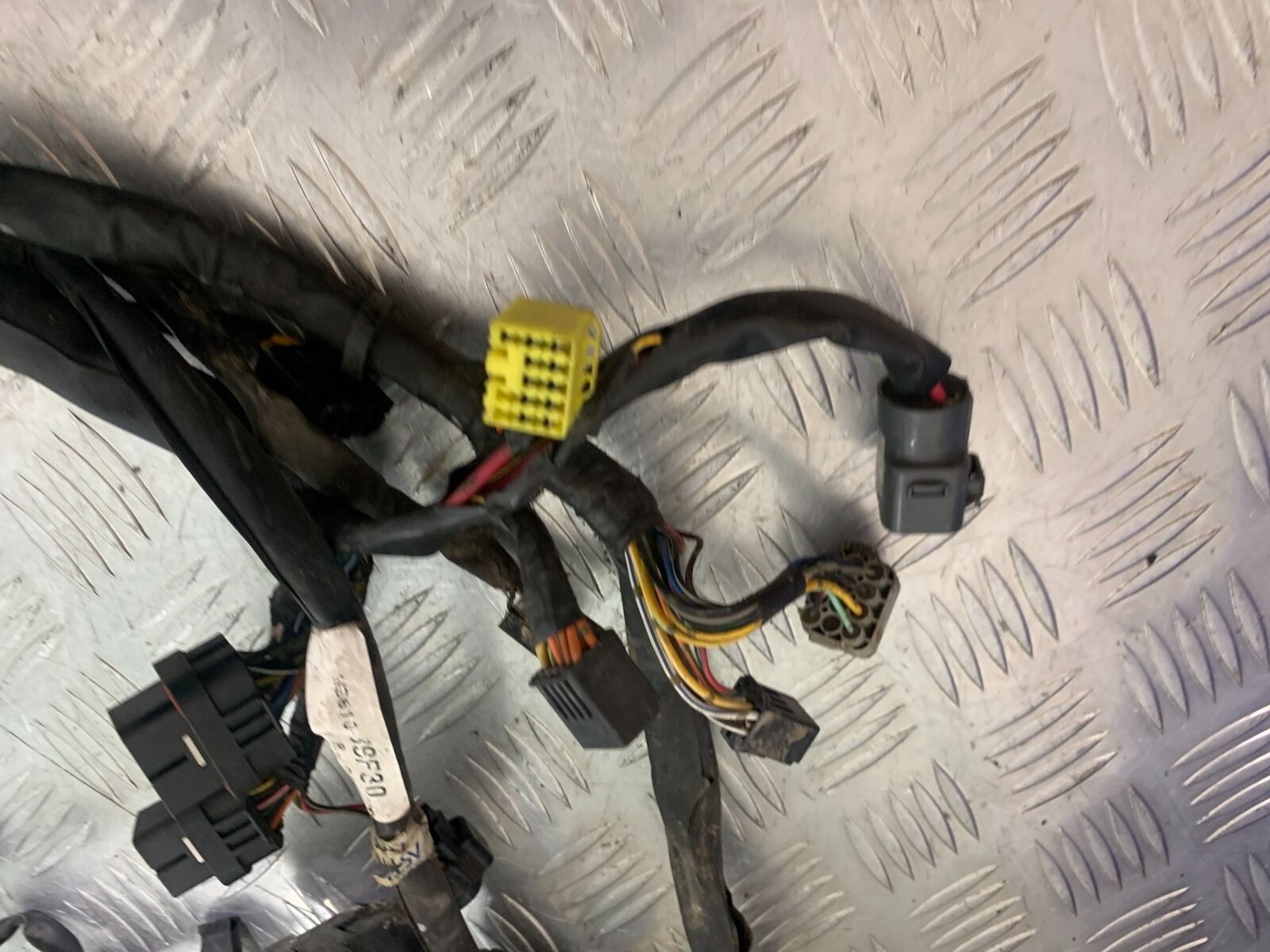 SUZUKI GSXR600 GSXR 600 K1 K2 WIRING LOOM  1999-02 (CMB1121)